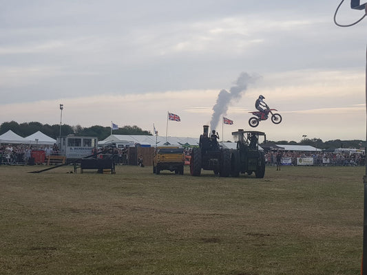 A Weekend of Steam and Sculpture: Primavera at the 50th Haddenham Steam Rally