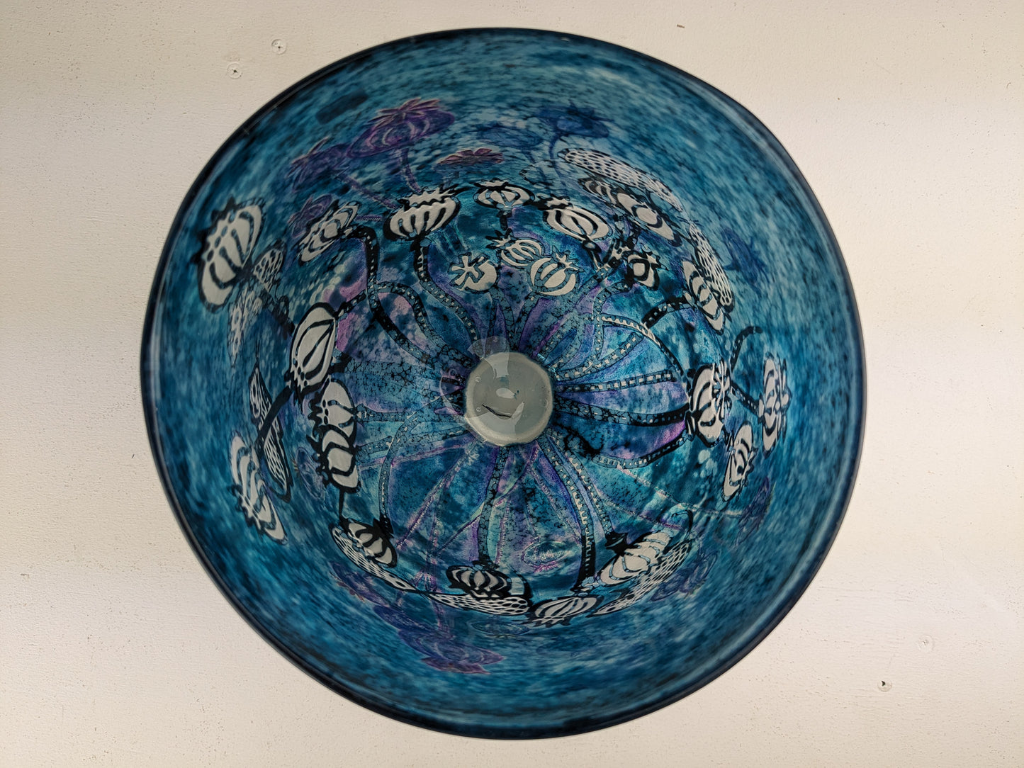 Burke, Margaret - Glass bowl