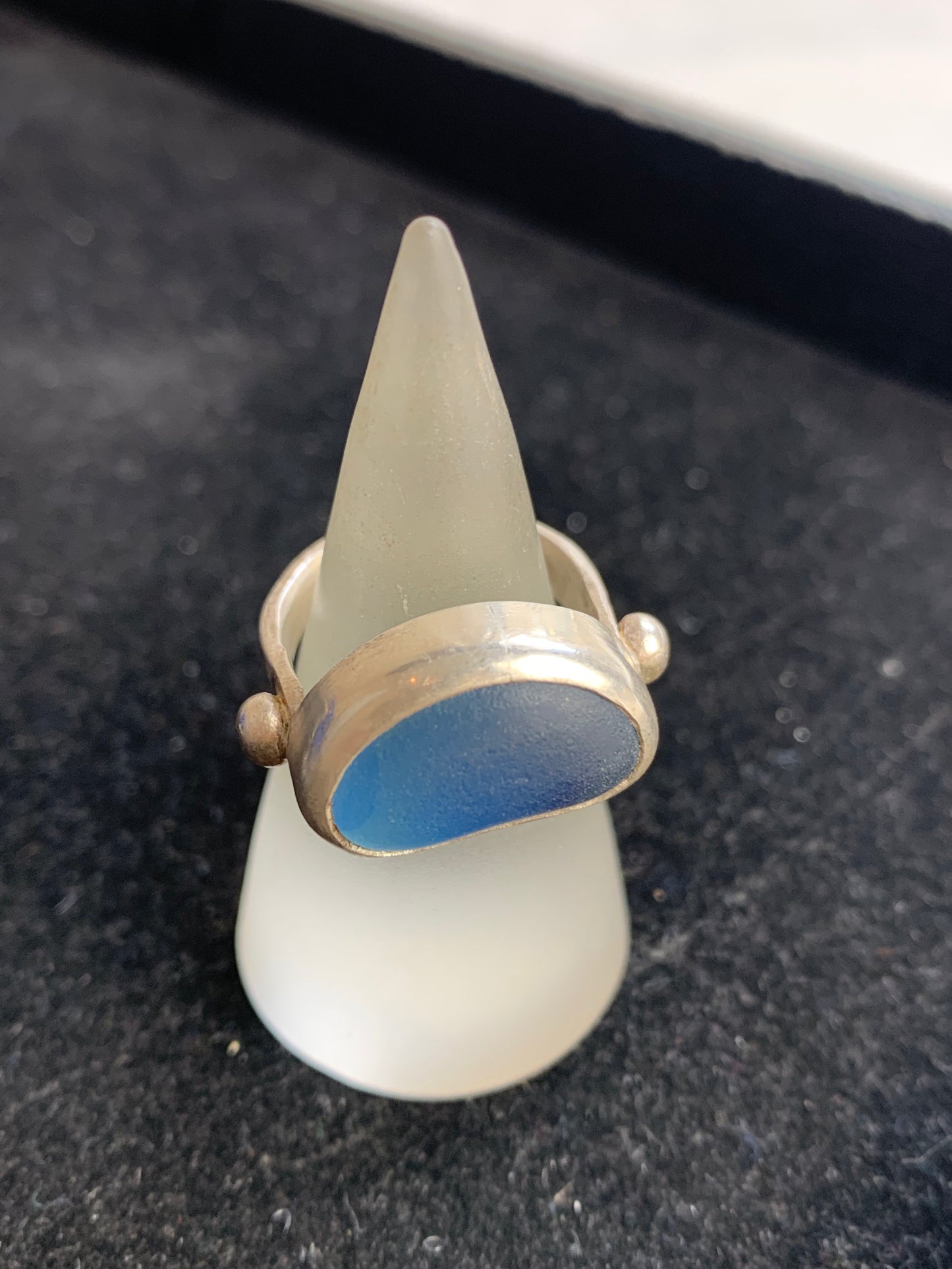Cowen, Gina – Variegated Blue Sea Glass Ring