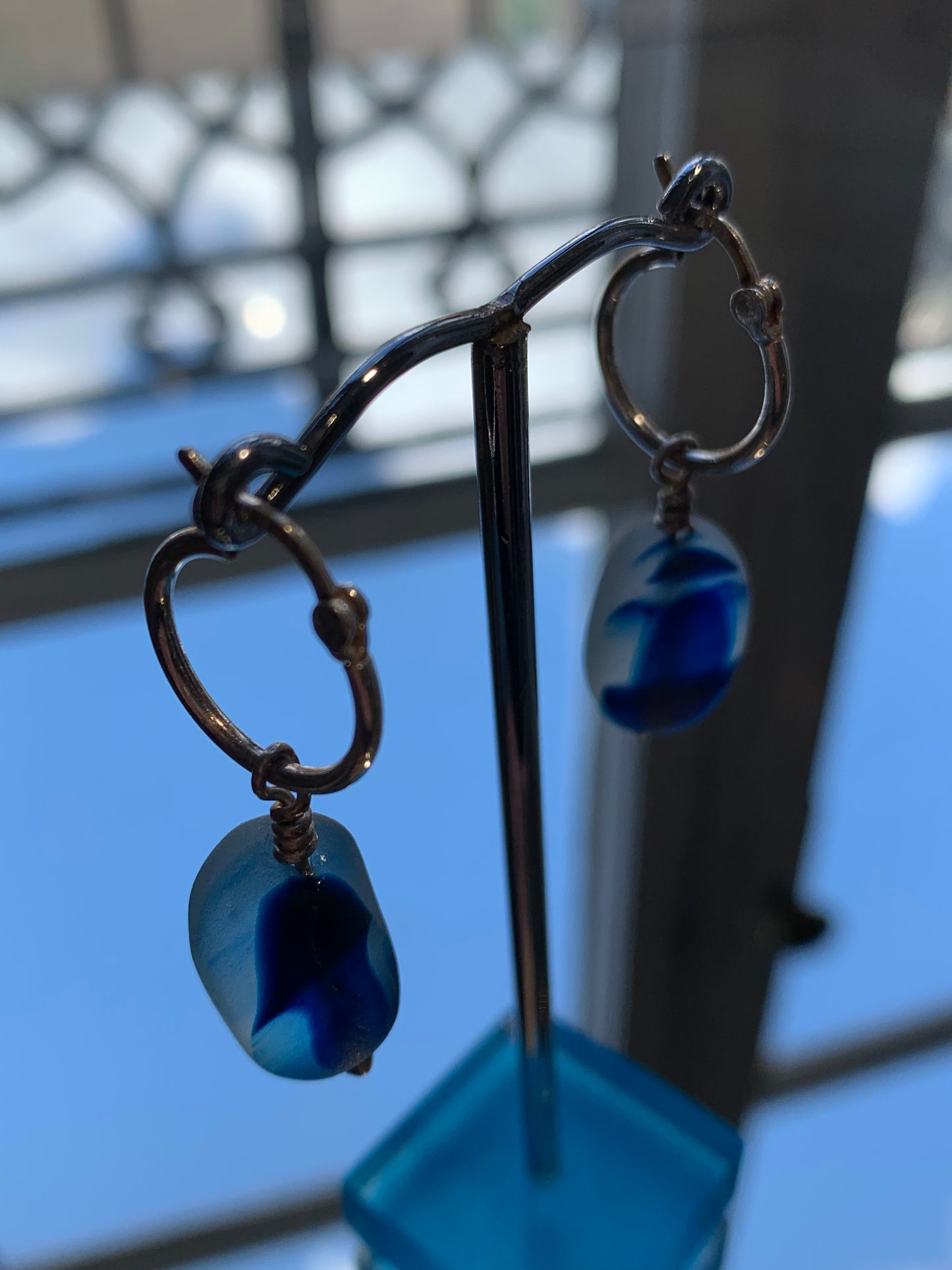 Cowen, Gina – Blue/White Sea Glass Earrings