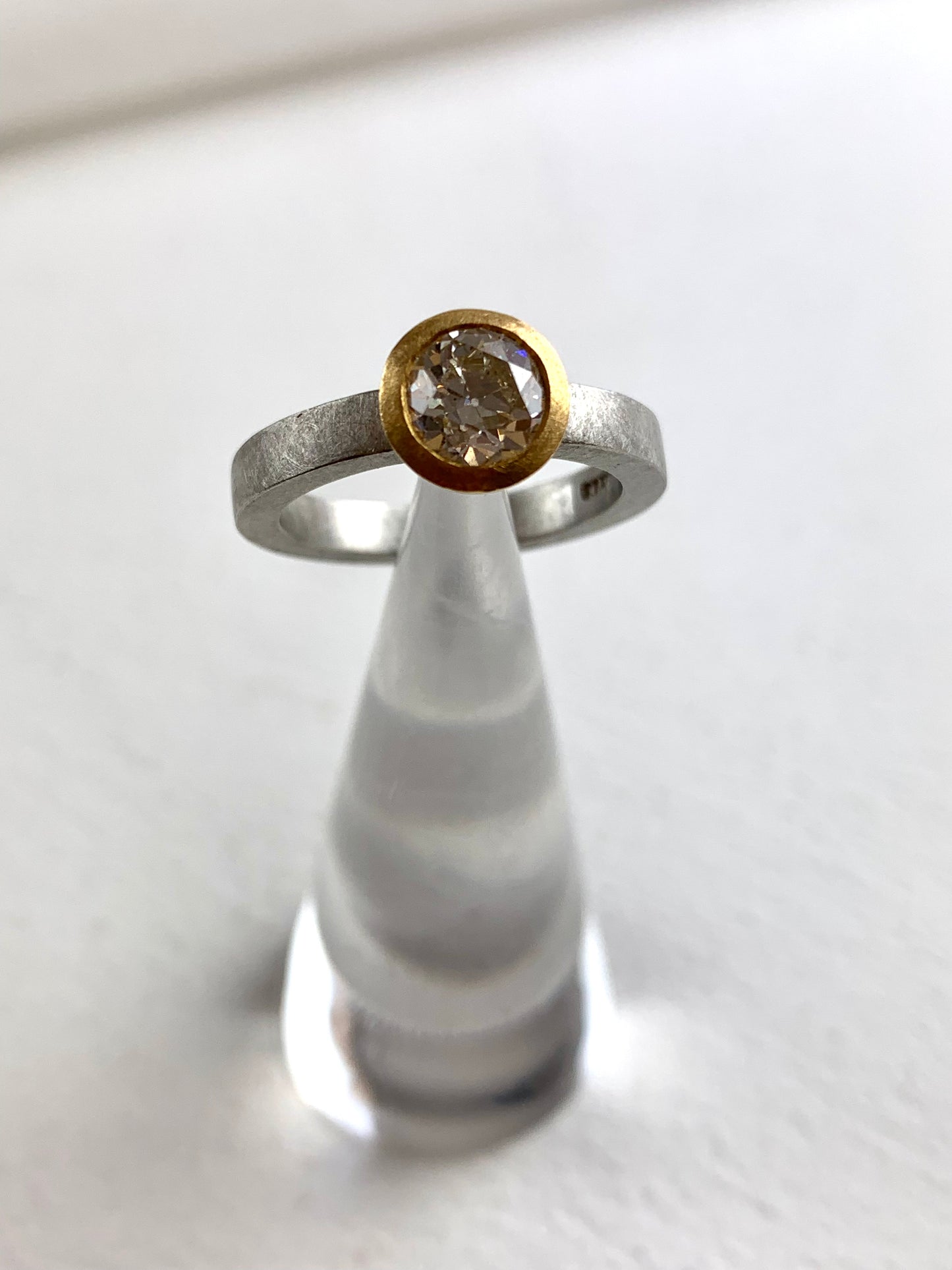 Betts, Malcolm - Platinum Matte Ring with Diamonds & 22ct Gold, Size K1/2