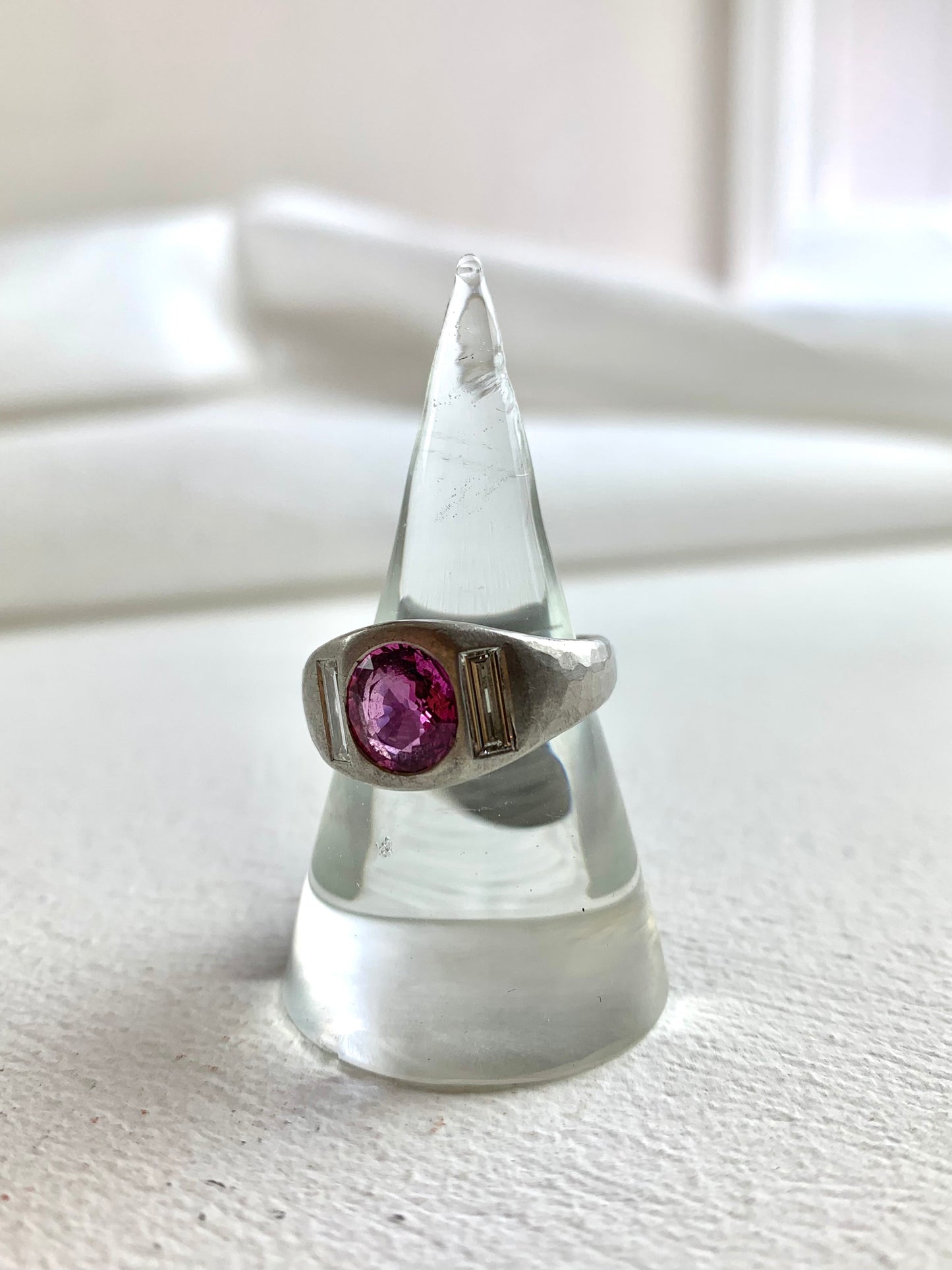 Betts, Malcolm - Platinum Ring with Oval Pink Sapphire & Diamonds, Size J1/2
