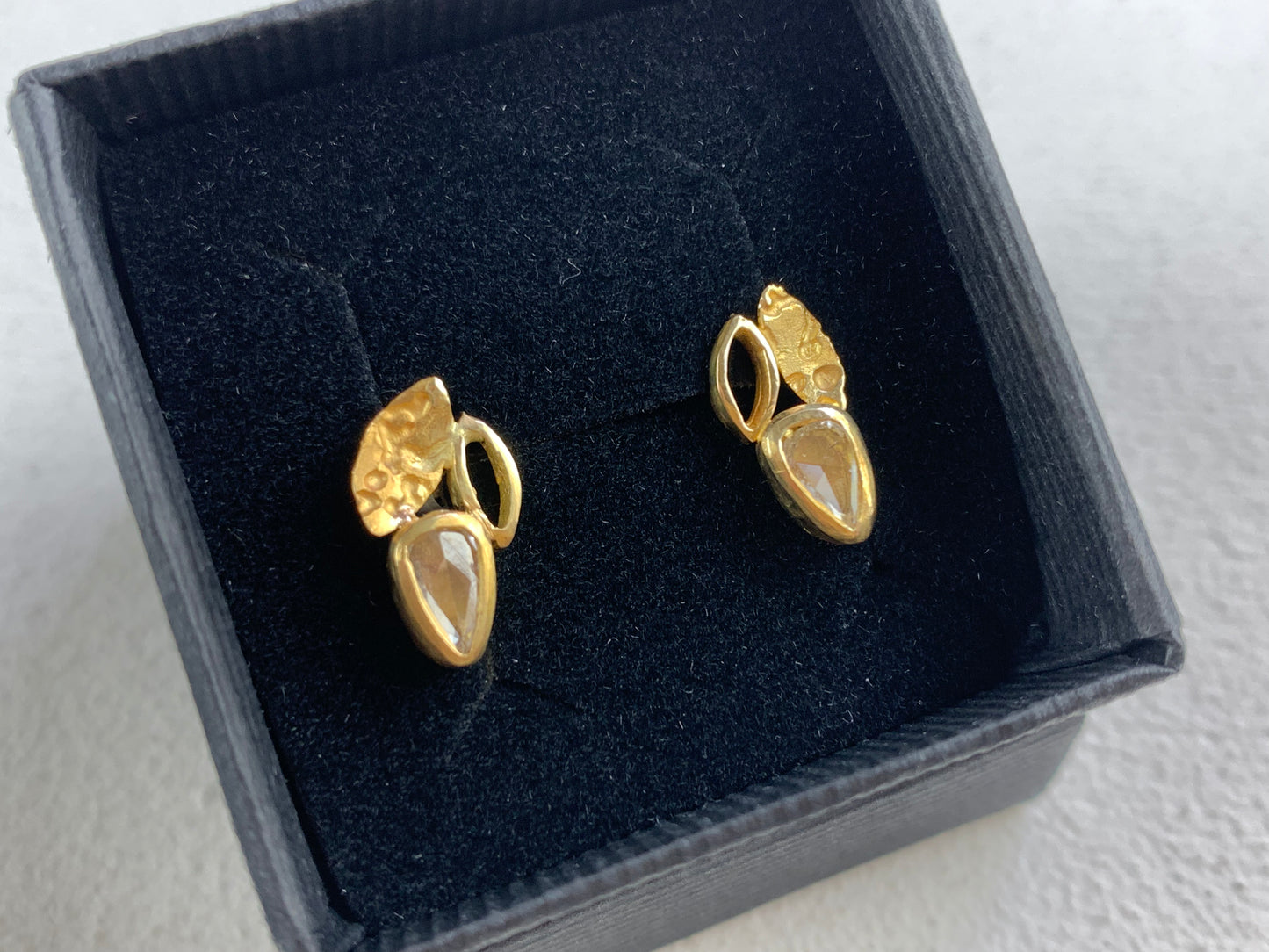 Hines, Susi - Gold Antique Diamond Stud Earrings