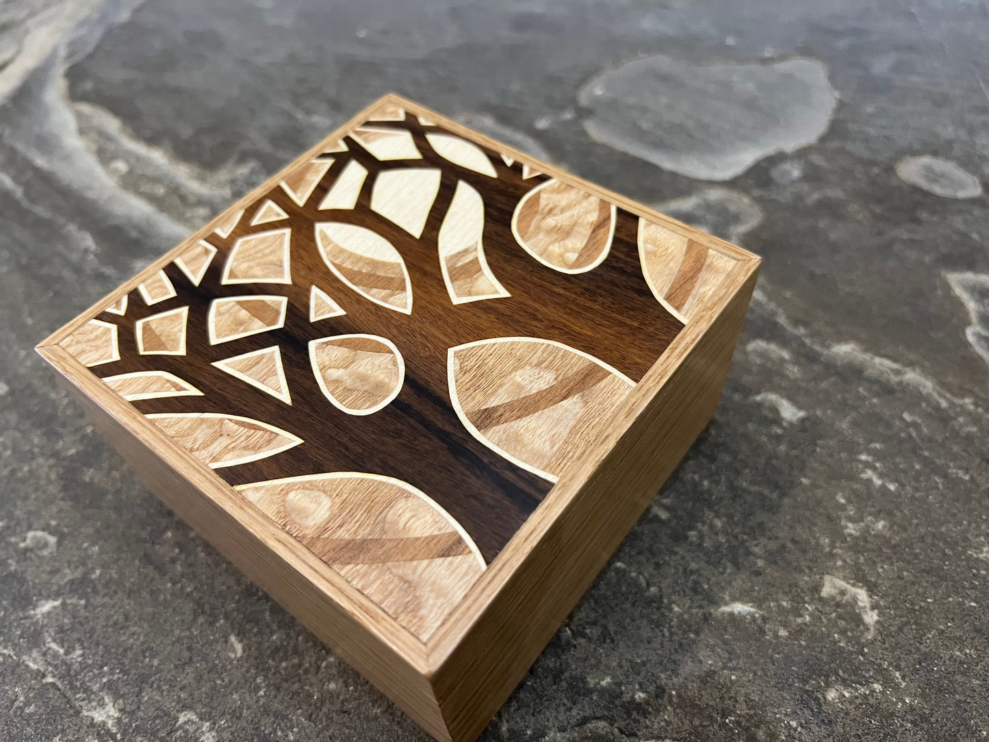 Chiam, Theresa - Handcrafted Marquetry Box