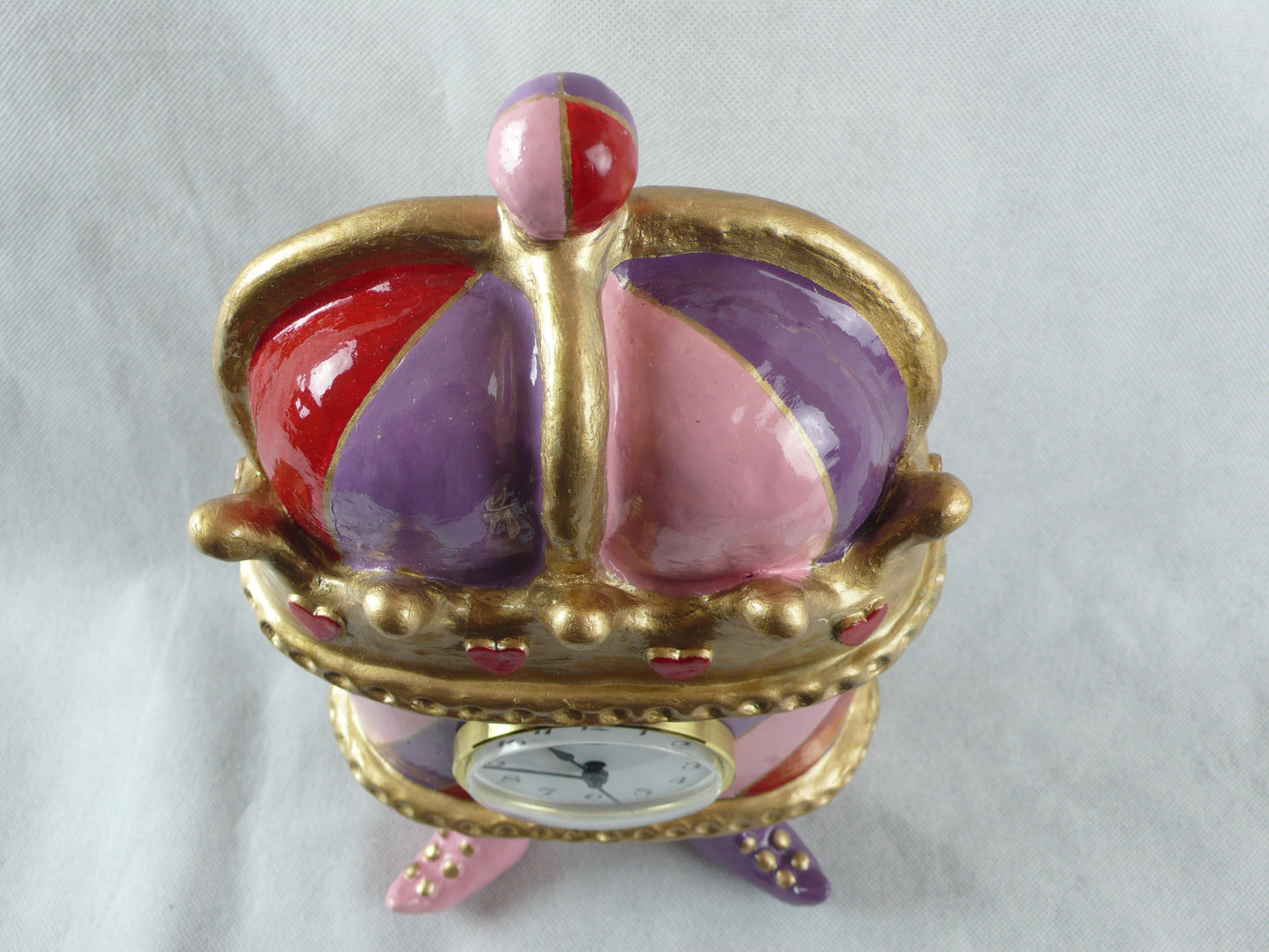 Susan Showell-Westrip: Queen of Hearts Crown clock