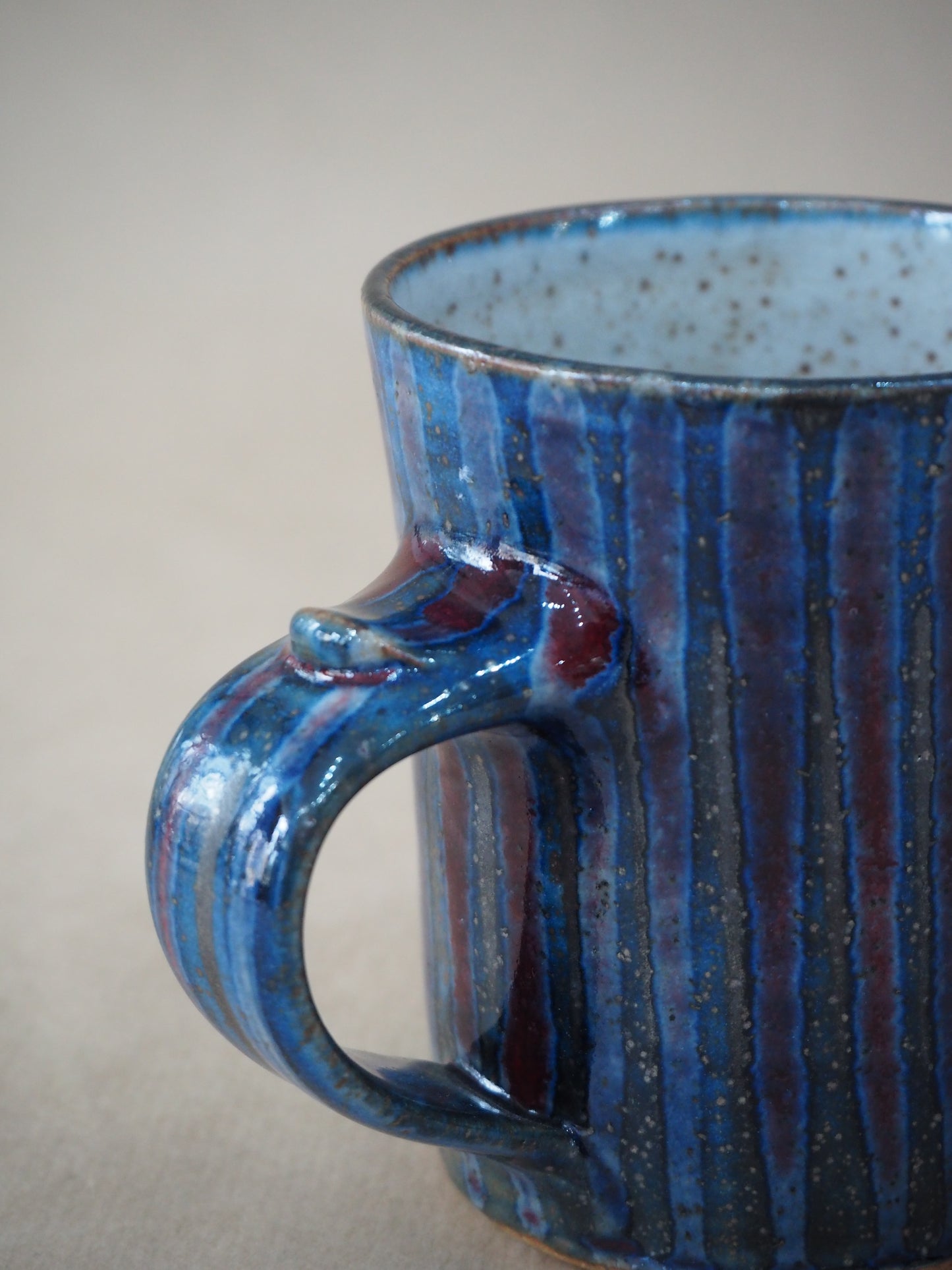Goldsmith, Robert – Large Red, Blue & Silver Pinstripe Mug