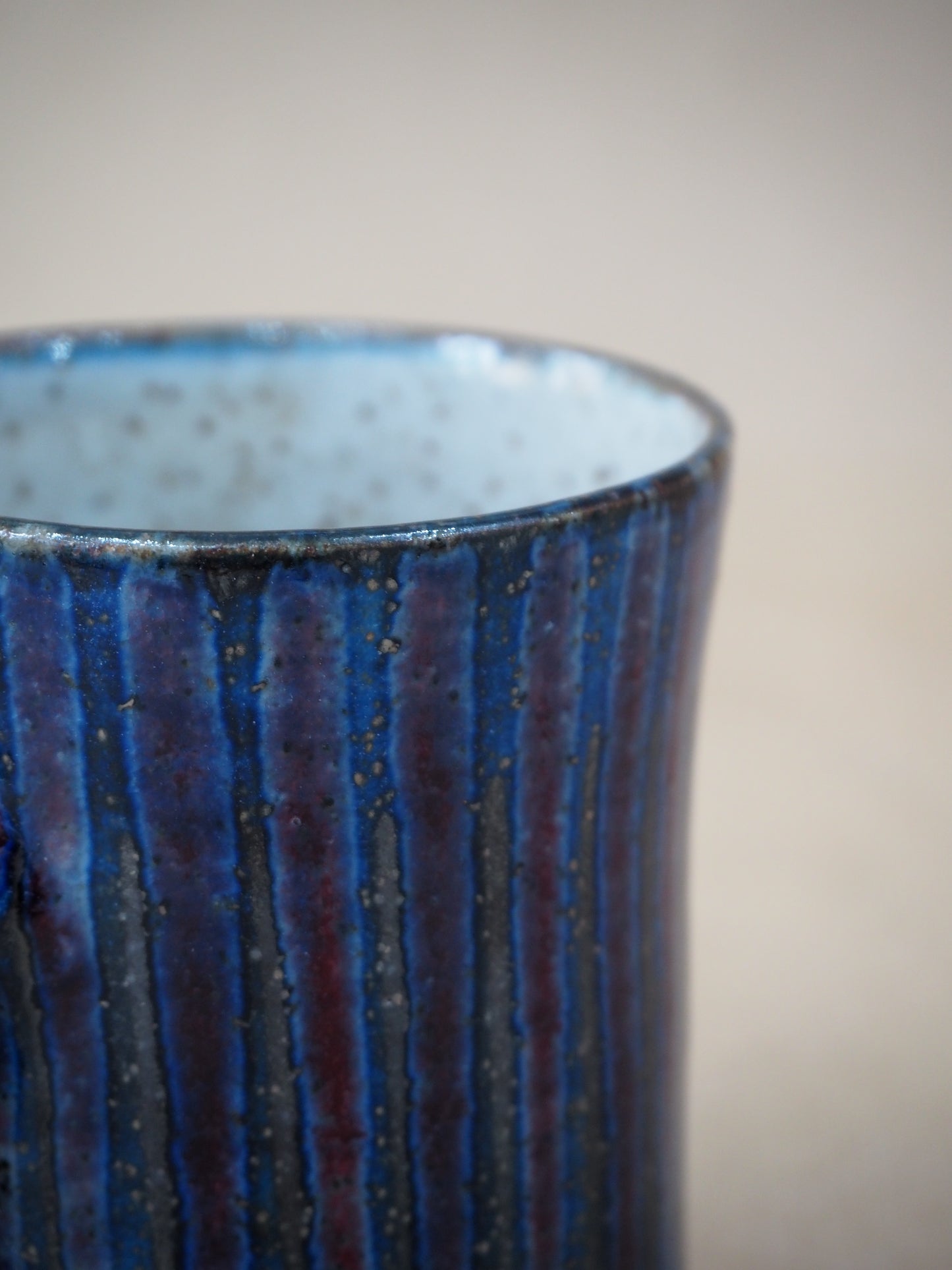 Goldsmith, Robert – Large Red, Blue & Silver Pinstripe Mug
