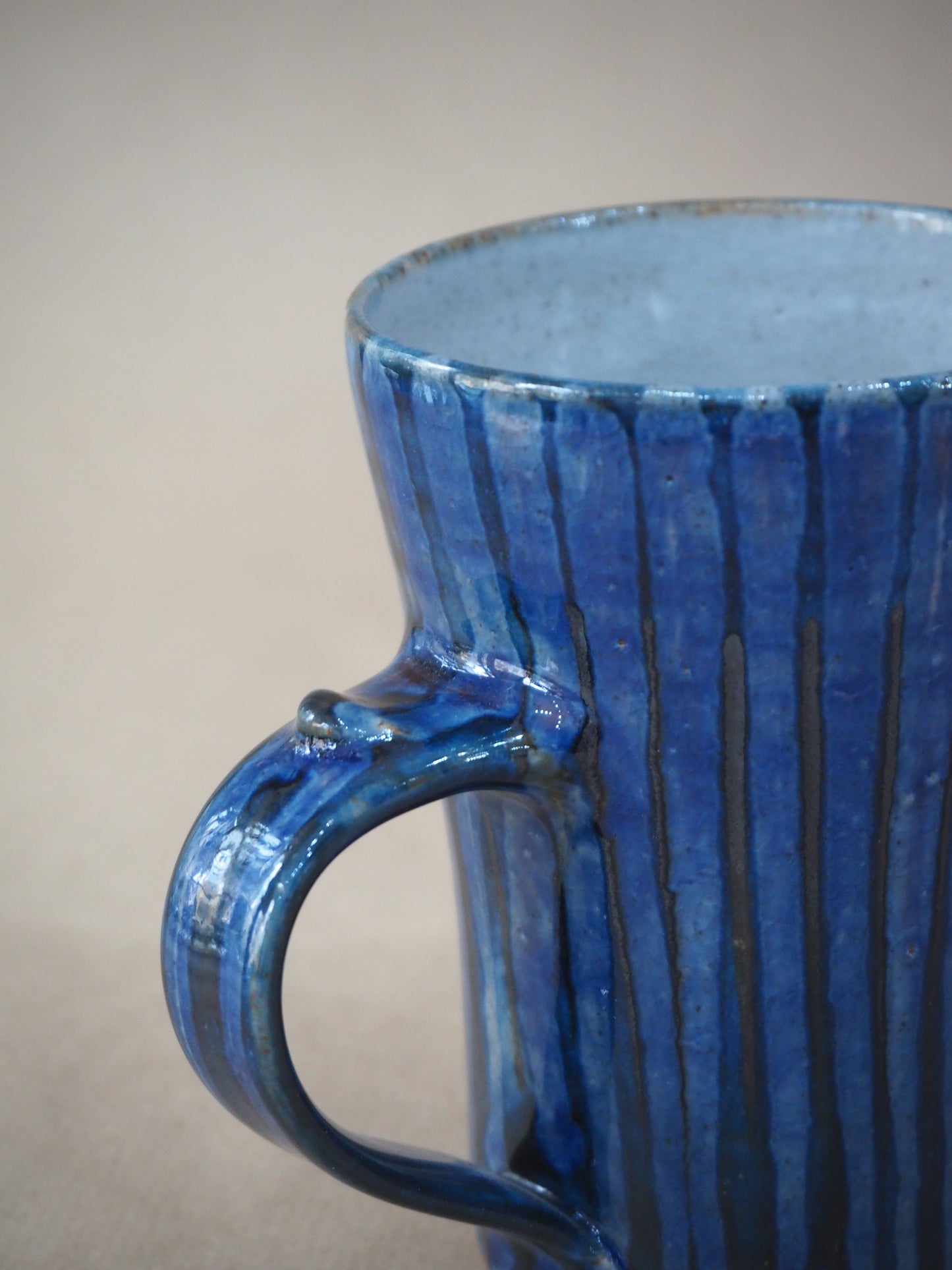 Goldsmith, Robert – Tall Blue & Silver Pinstripe Mug