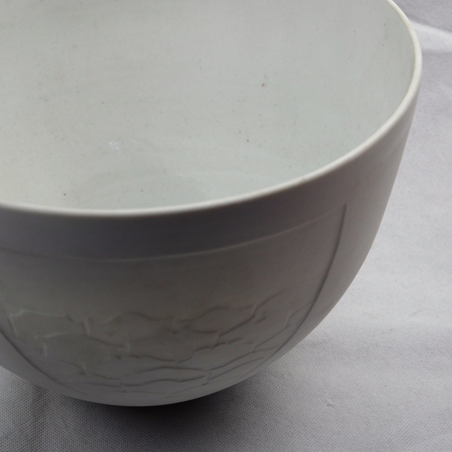 Les Blakebrough – Porcelain Bowl | Les Blakebrough | Primavera Gallery