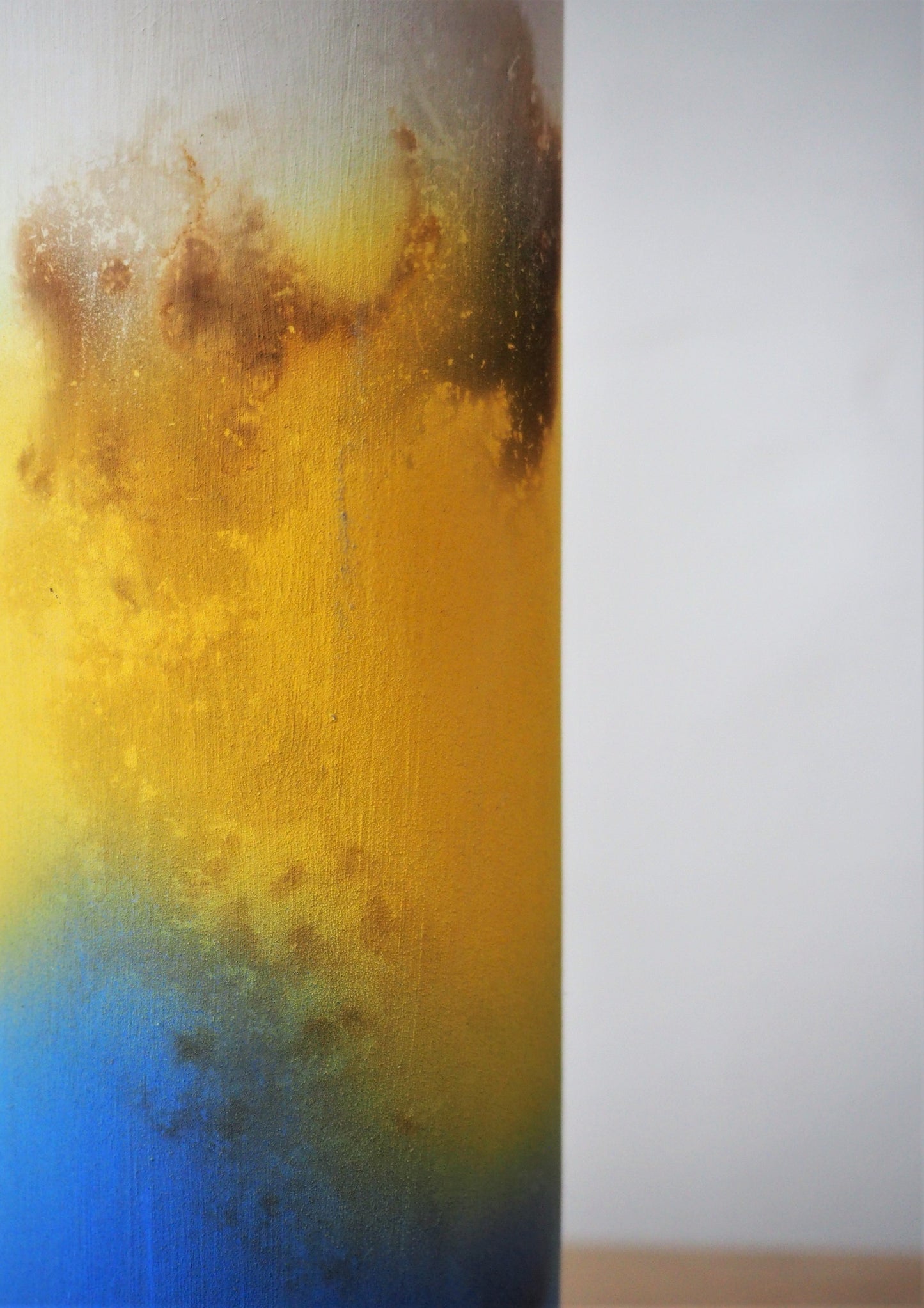 Wolfe Murray, Tessa – Blue/Yellow Earthenware Cylinder