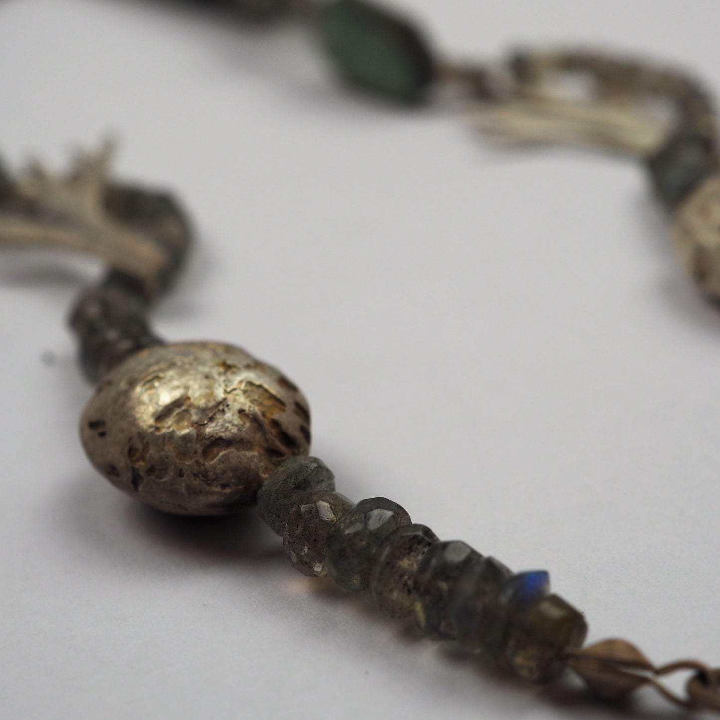 Ilett, Rebecca - Necklace With Silver Birds