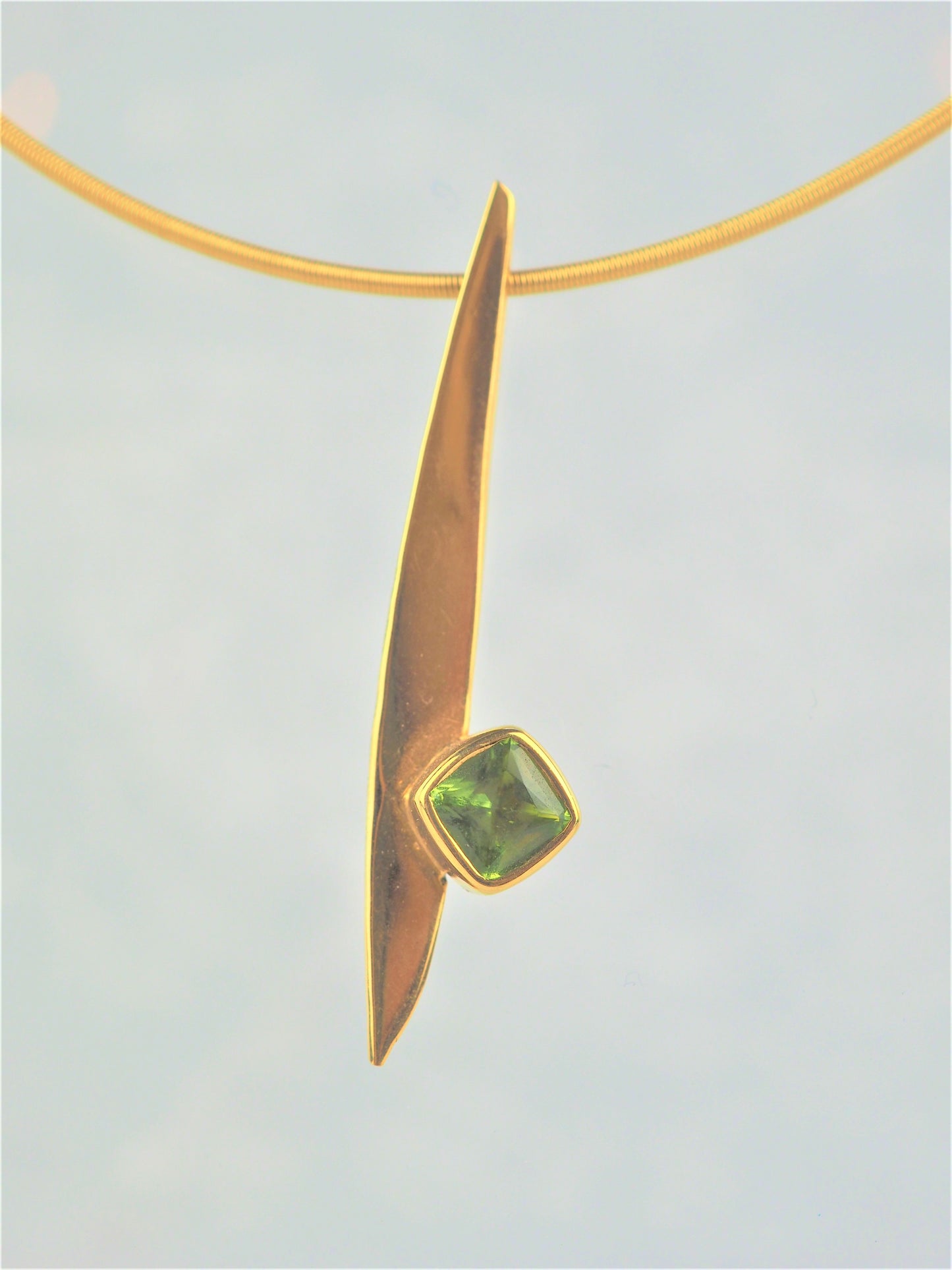 Heaslip, Natasha – Gold and Peridot Pendant