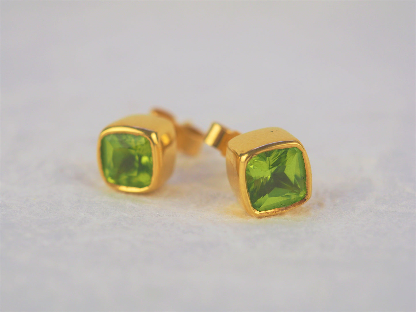 Heaslip, Natasha – Gold and Peridot Studs