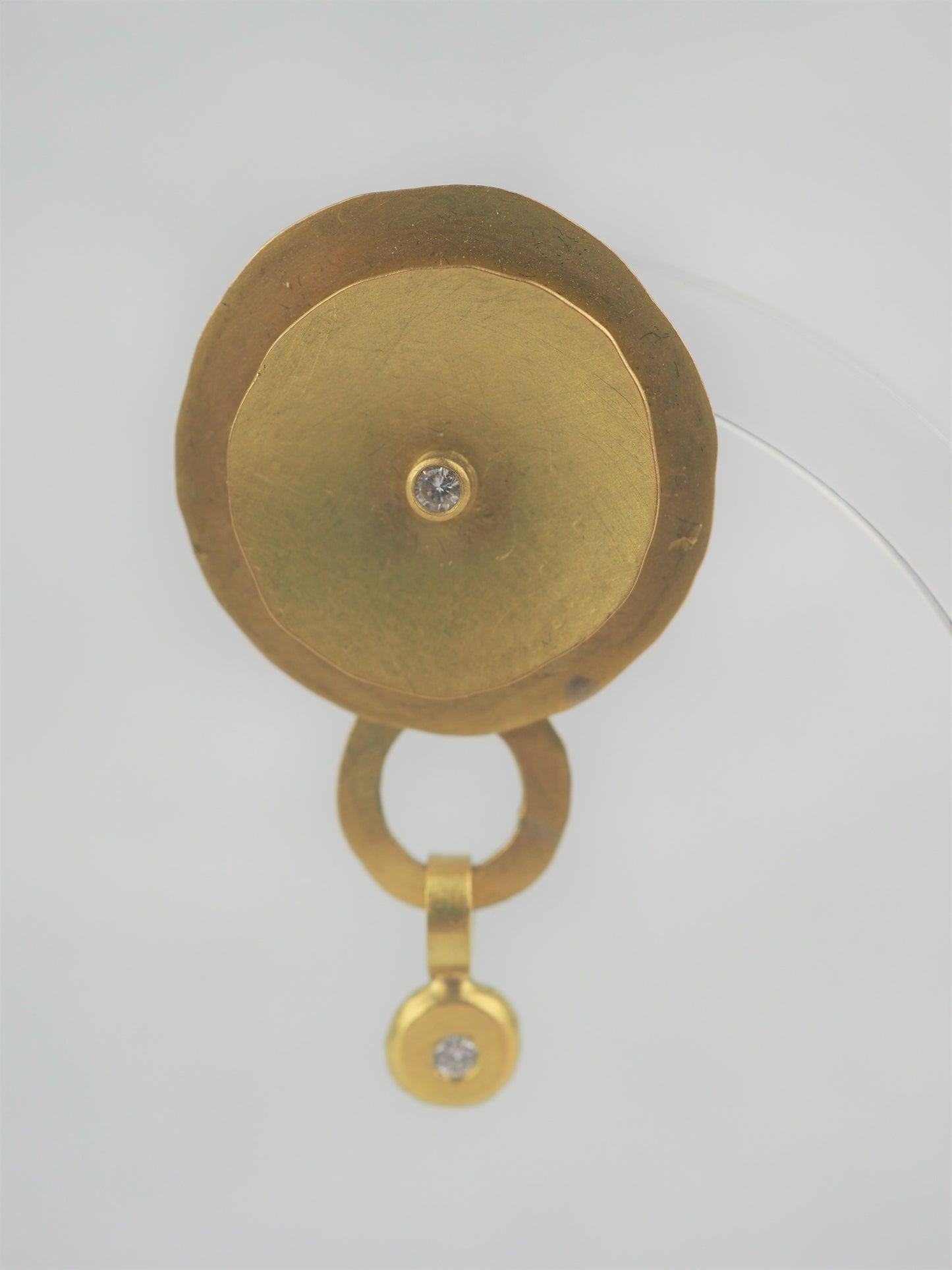 Krinos, Daphne – Gold and Diamond Earrings