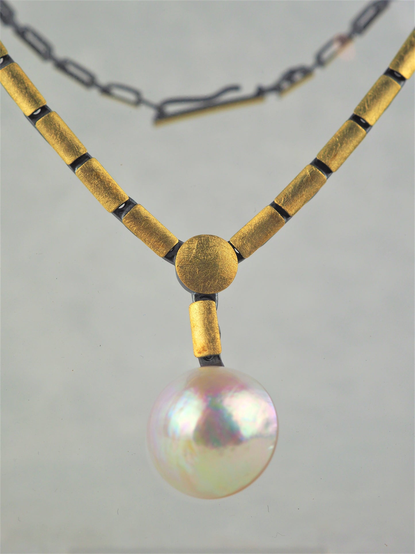 Klosowski, Kai - 22ct Gold, Oxidised Silver and Pearl Necklace