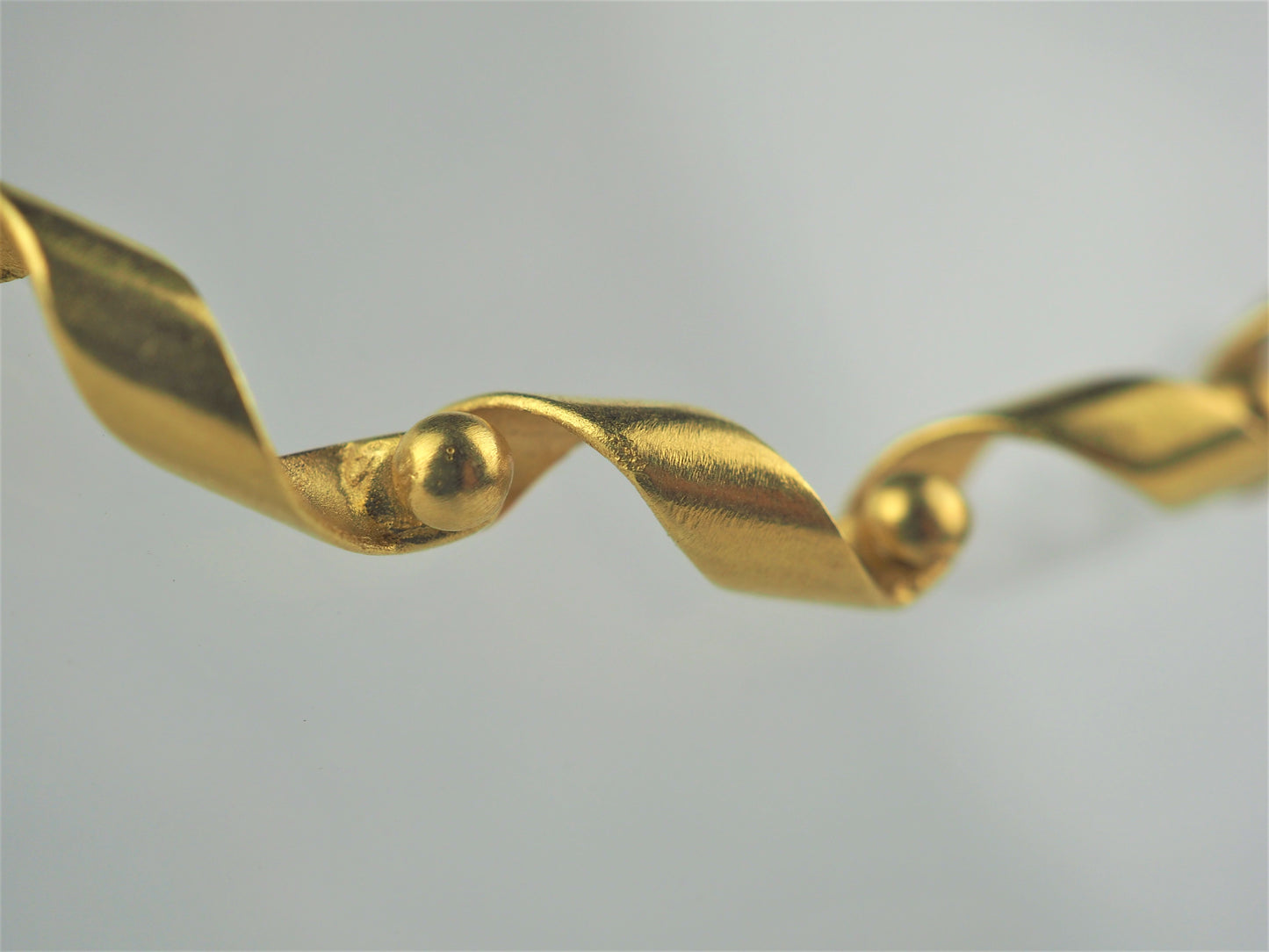Klosowski, Kai - 18ct Gold Necklace