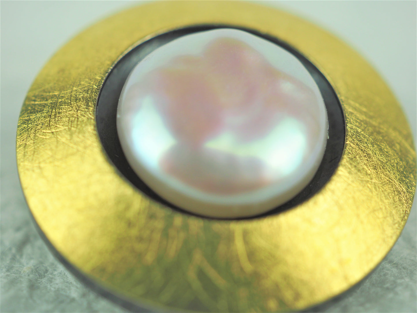 Klosowski, Kai - 22ct Gold and Pearl Clip-On Studs
