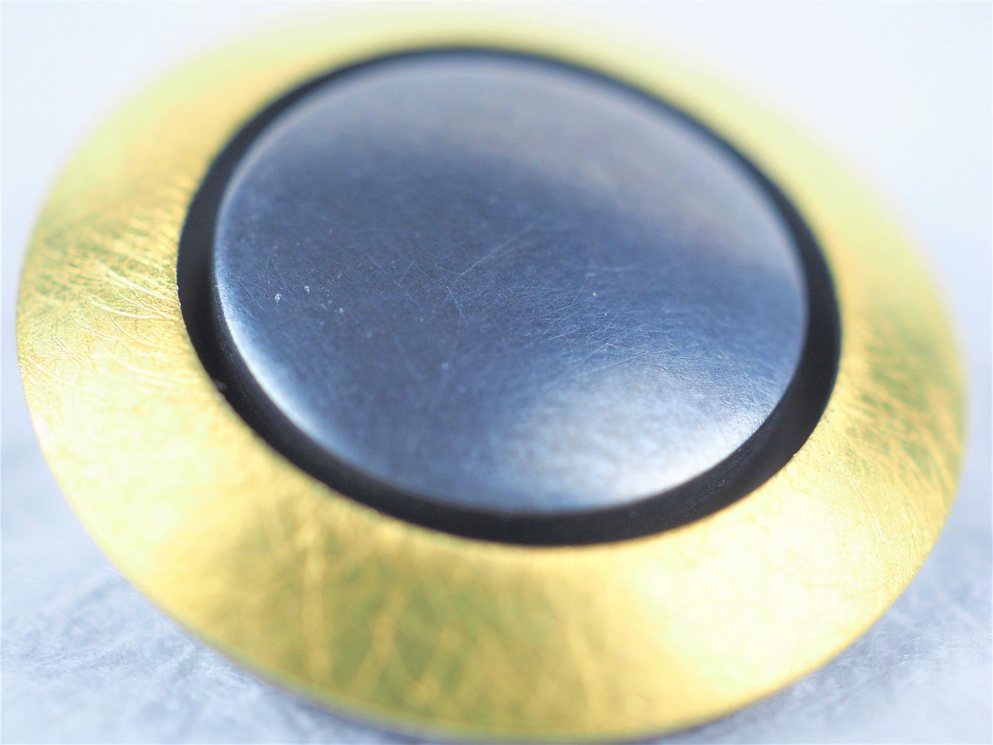 Klosowski, Kai - 22ct Gold and Oxidised Silver Clip-On Studs
