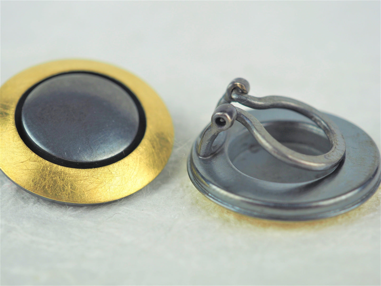Klosowski, Kai - 22ct Gold and Oxidised Silver Clip-On Studs