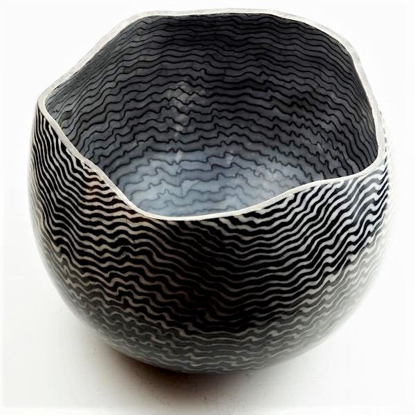 Roberts, David – 'Ripple' Raku Ceramic Vessel | David Roberts | Primavera Gallery