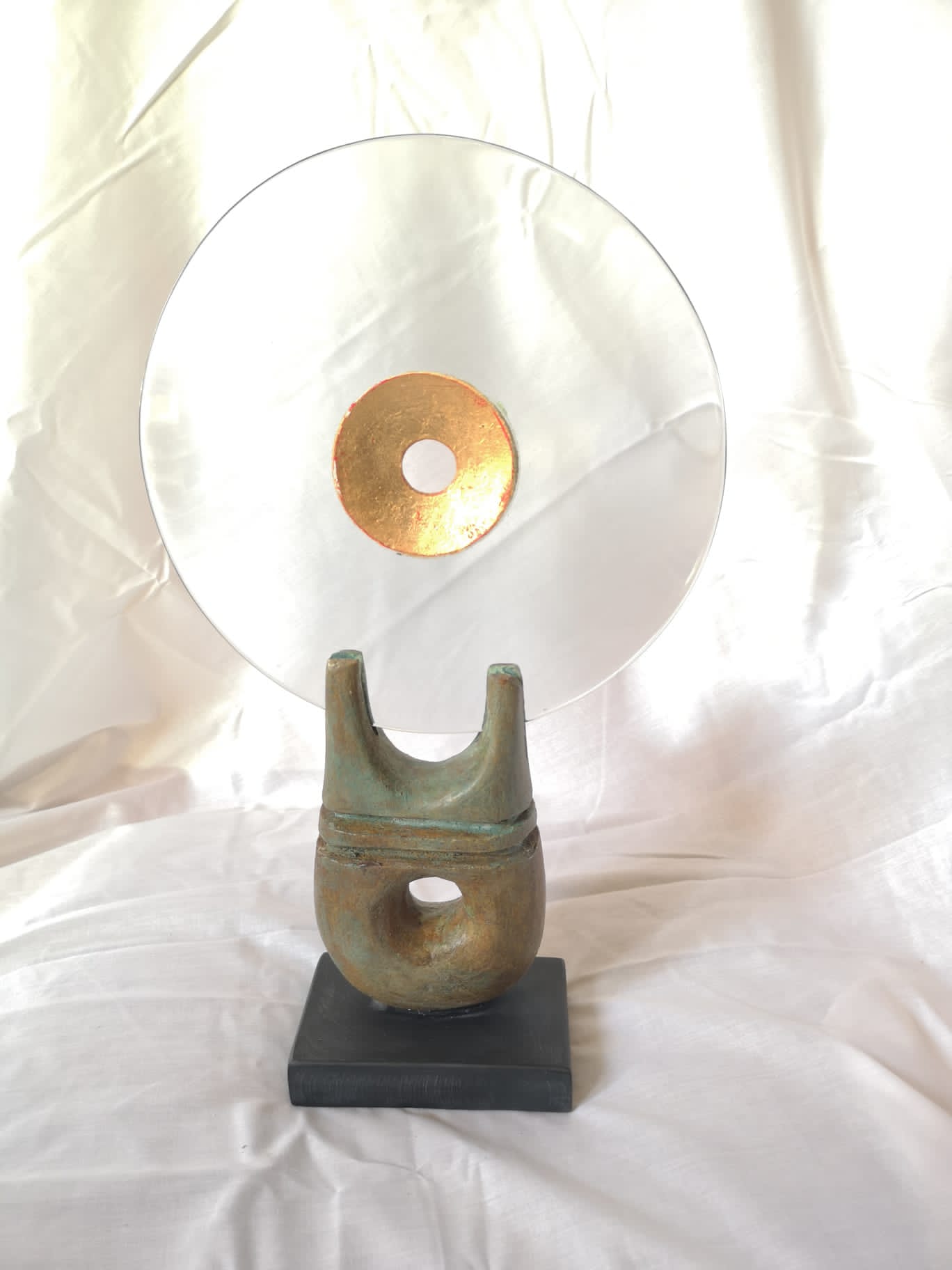 Hayes, Peter - Medium Glass Disc with 24 carat Gold