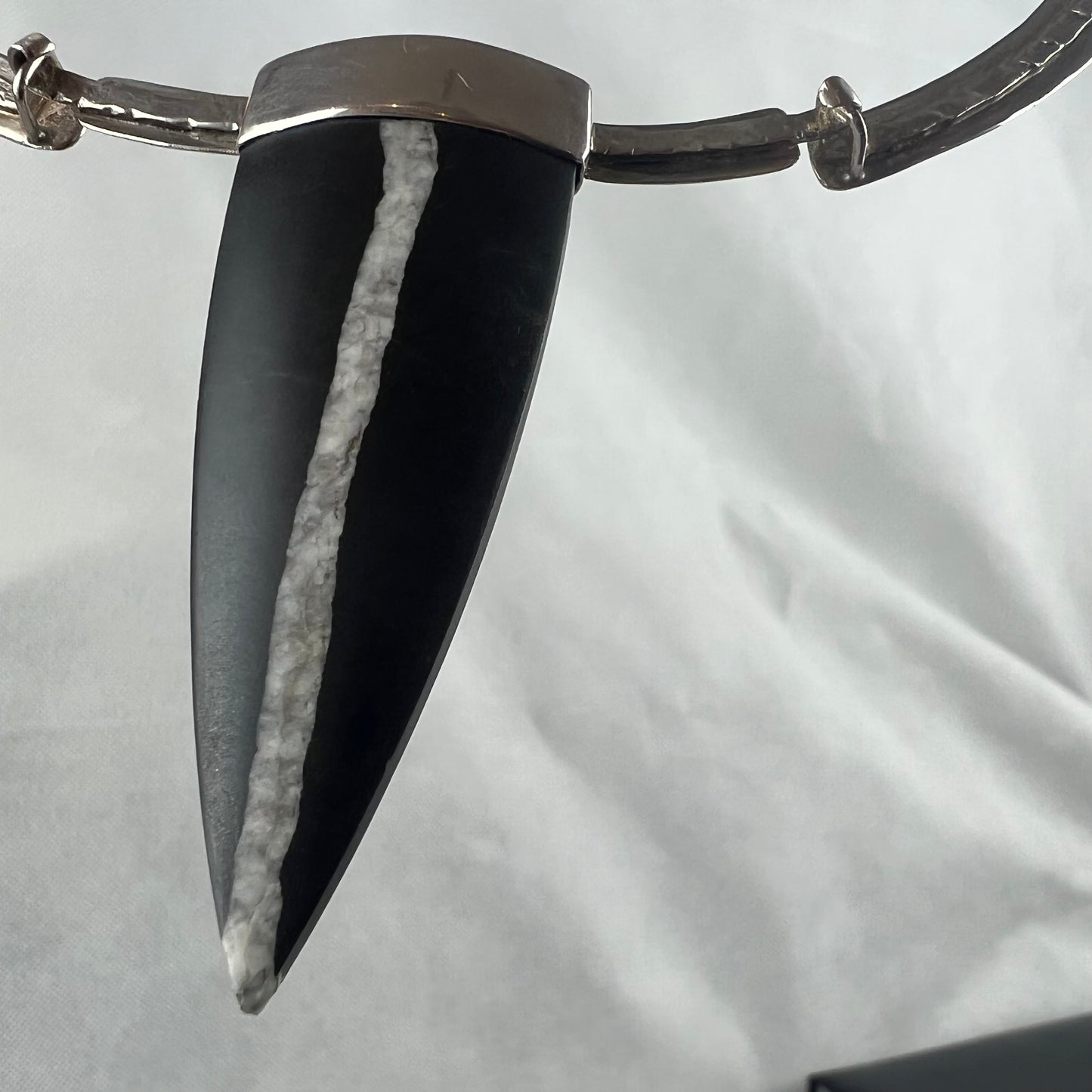 Harris, Charmian – Silver Neck Piece