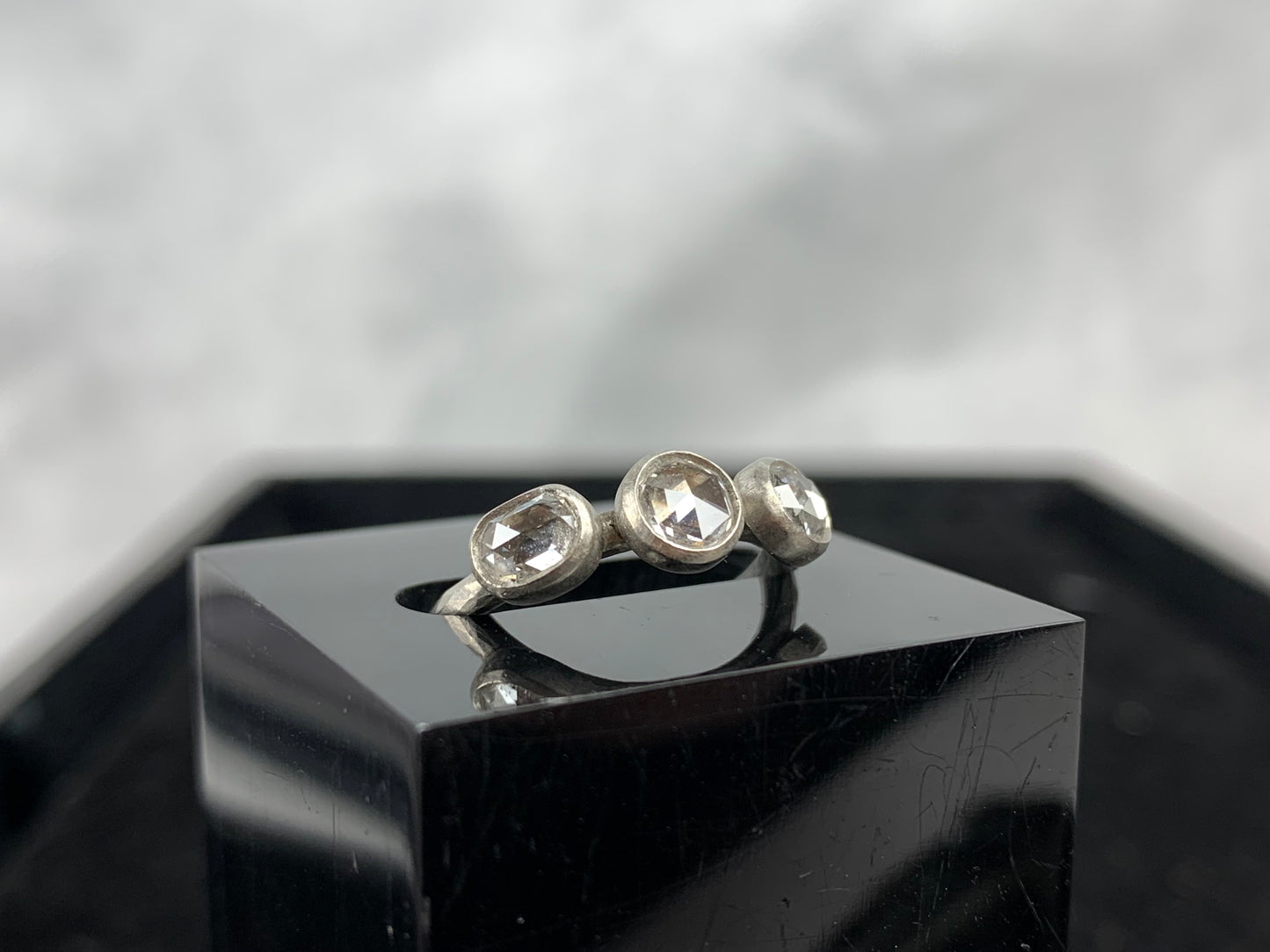 Betts, Malcolm - Platinum Ring with 3 Round Rose Cut Diamonds, Size L