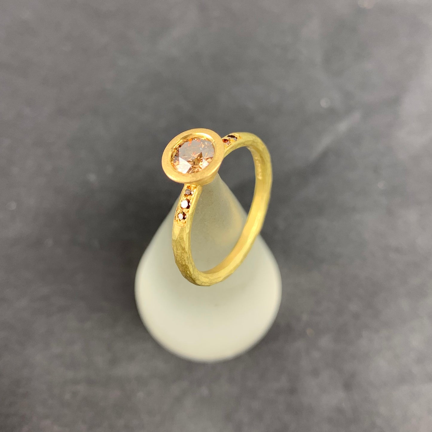 Betts, Malcolm - Gold Ring with Cognac Diamonds, Size L