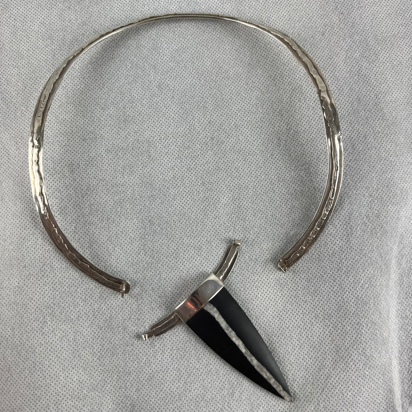 Harris, Charmian – Silver Neck Piece