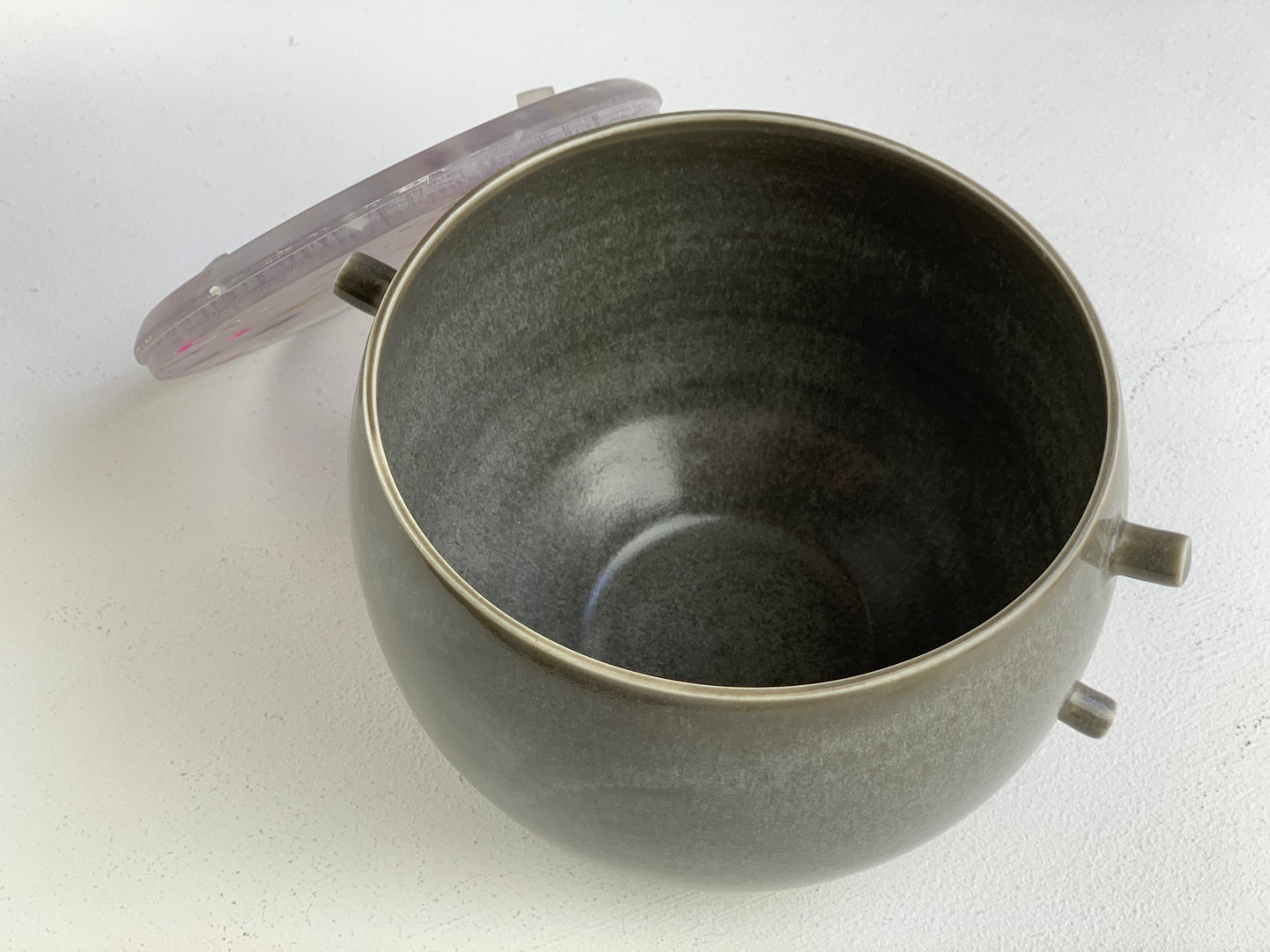 Cook, Steve - Porcelain Vessel with Sustainable Plastic Lid