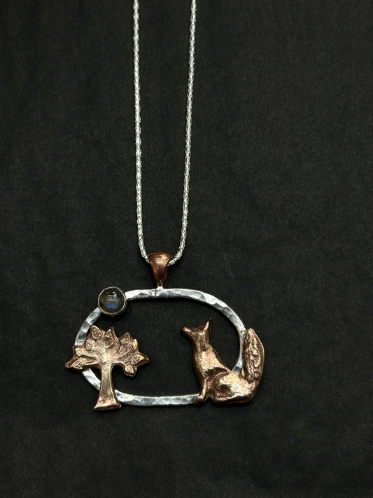 Arnold, Xuella - Fox in the Woodland necklace