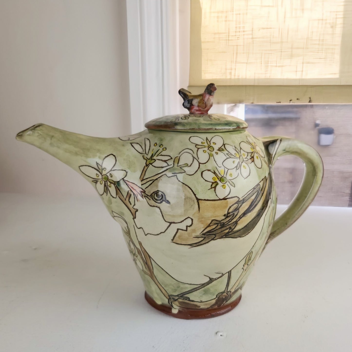 Hale, Jennie - teapot