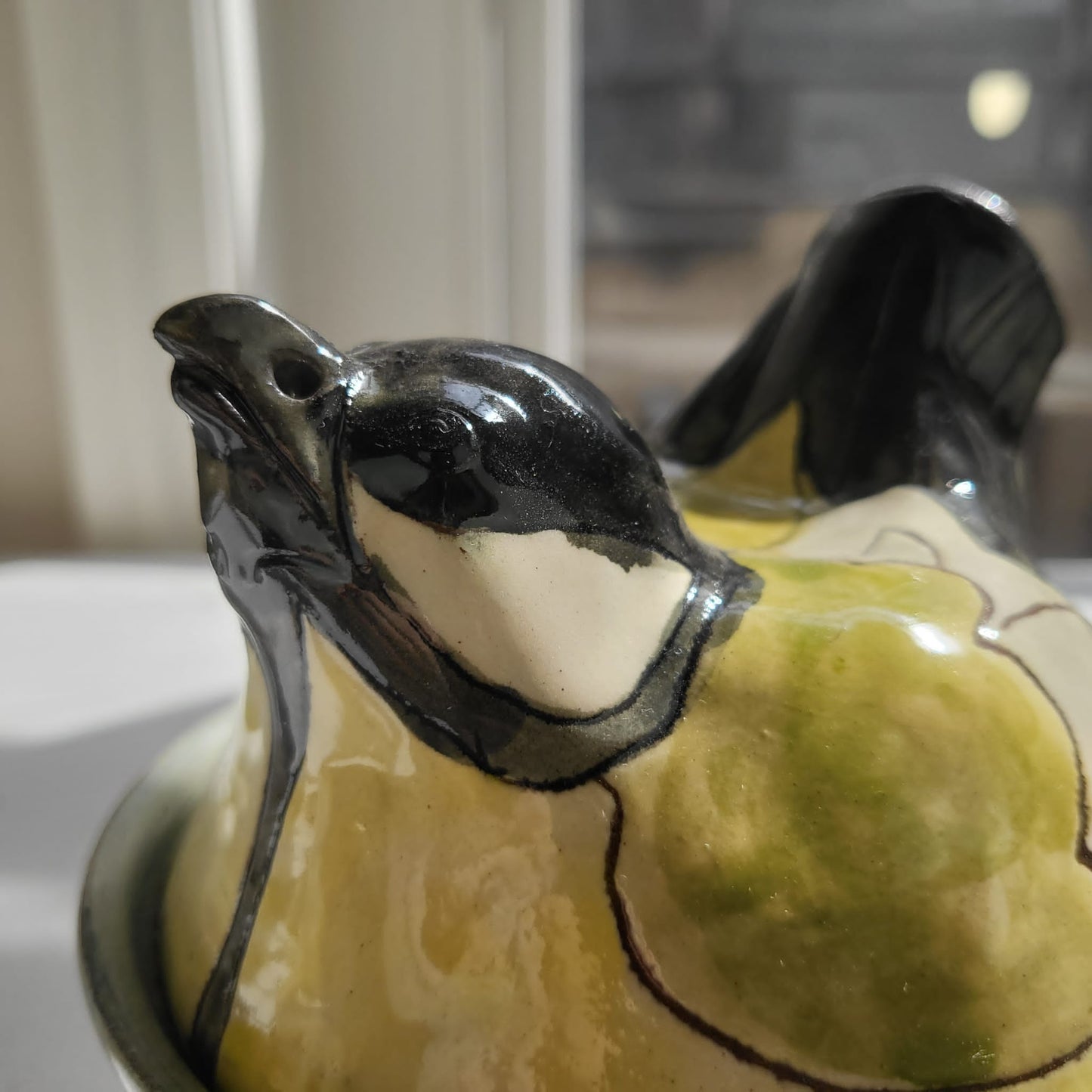 Hale, Jennie – Bird Lidded Bowls