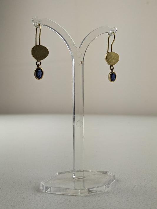 Mannheim, Catherine - Gold Earrings with Sapphires
