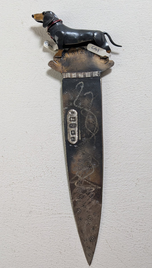 Mather, Carol- Dachshund Knife