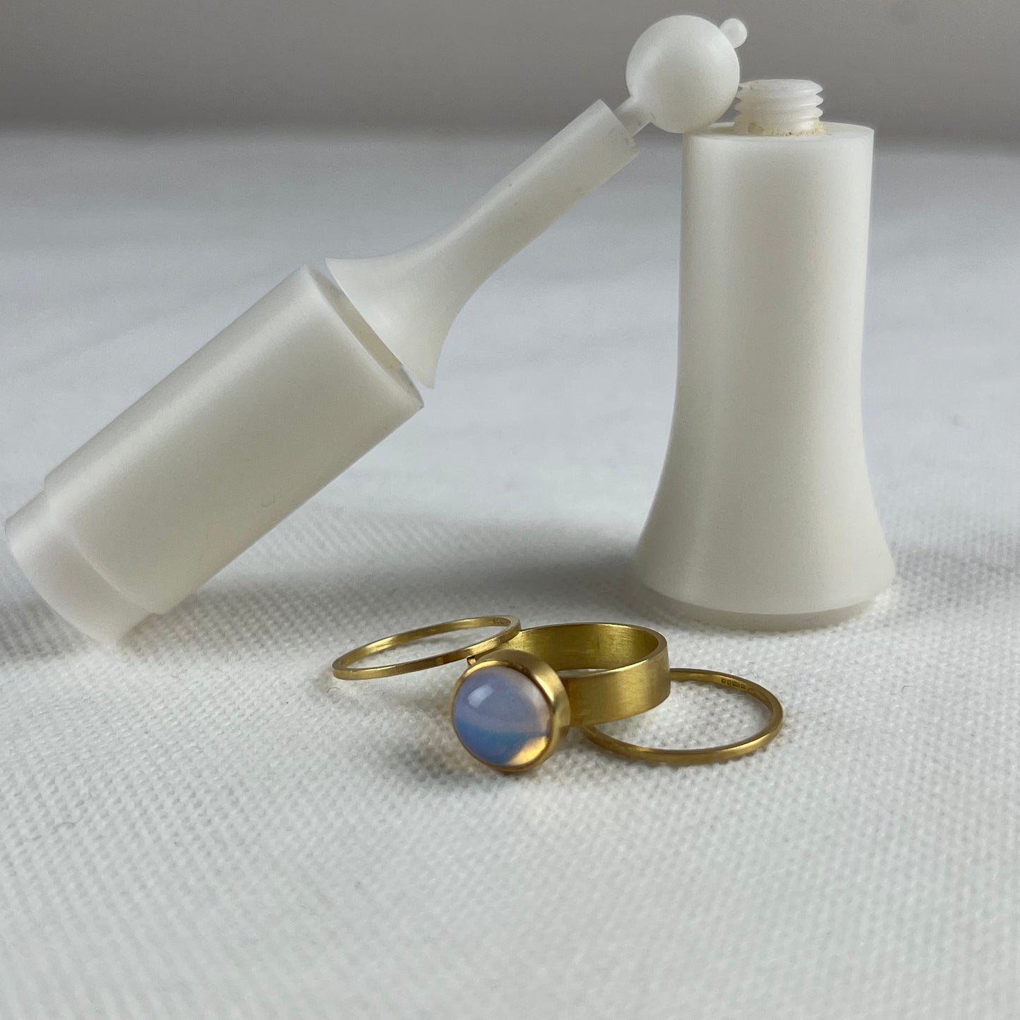 Ramshaw, Wendy - Opal Glass, Three Ring Set
