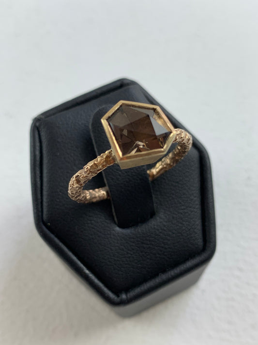 Hines, Susi - Yellow Gold Etched Band with Smokey Quartz
