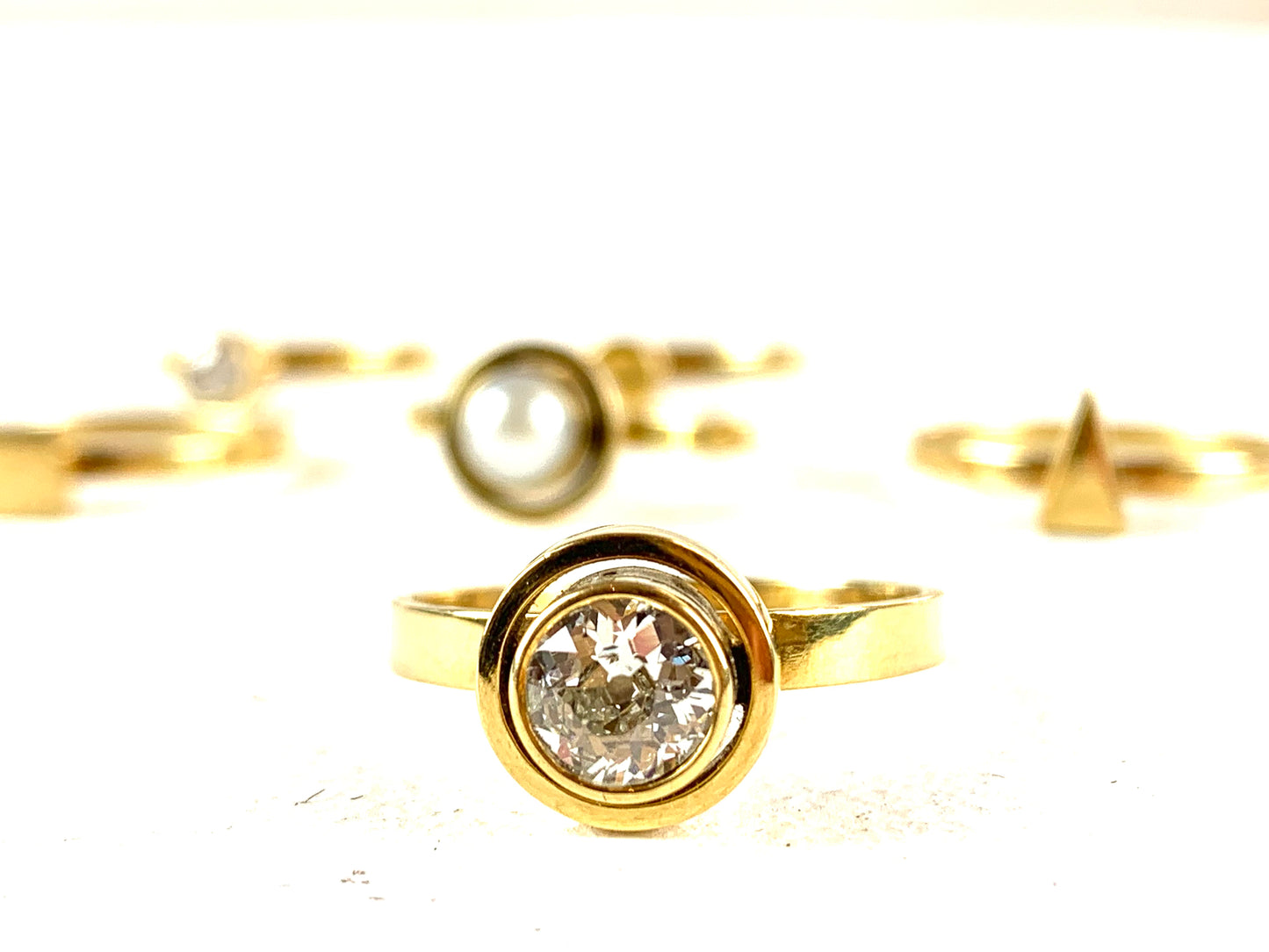 Ramshaw, Wendy – Gold Diamond Pearl Ring Set