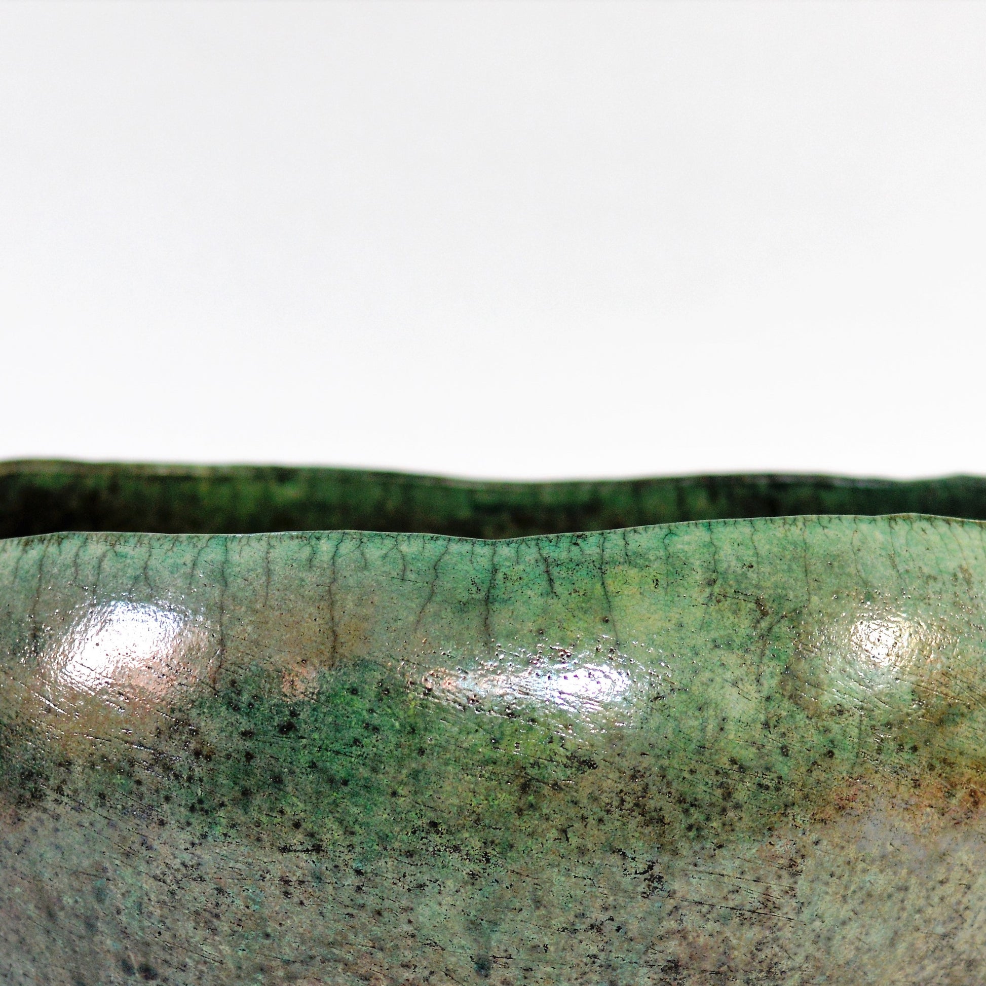 Murfitt, Stephen – Green Ceramic Vessel | Stephen Murfitt | Primavera Gallery