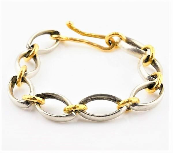 Betts, Malcolm – Oval Hammered Platinum Gold Bracelet | Malcolm Betts | Primavera Gallery