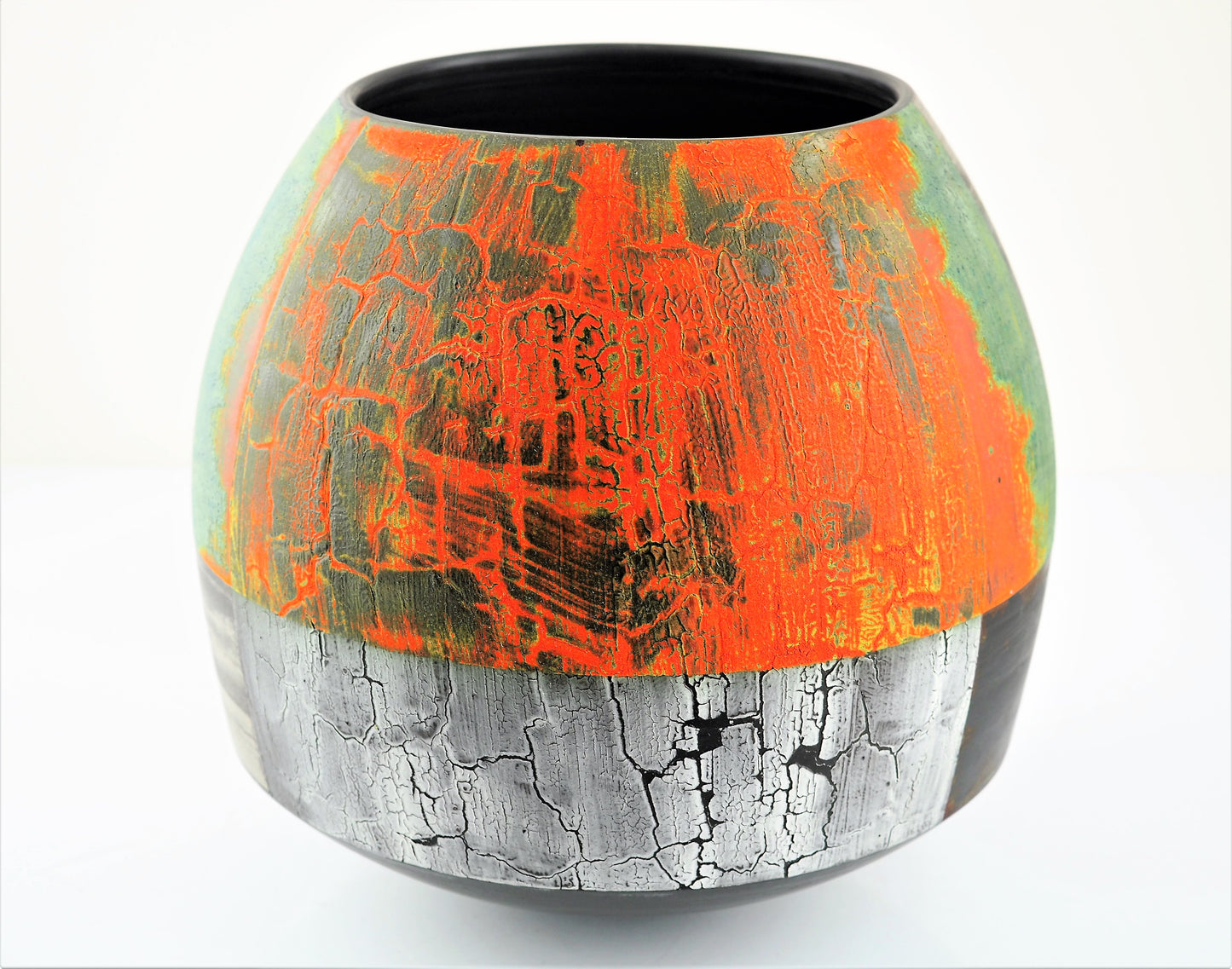 Laverick, Tony – Rounded Vessel | Tony Laverick | Primavera Gallery