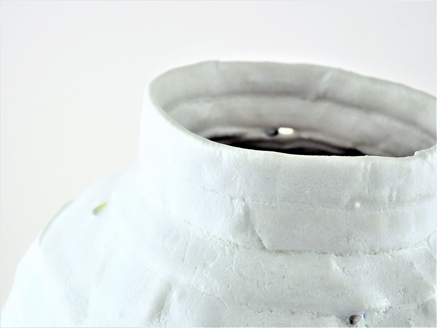 Hearn, Kathryn – Fenland Moon Jar | Kathryn Hearn | Primavera Gallery