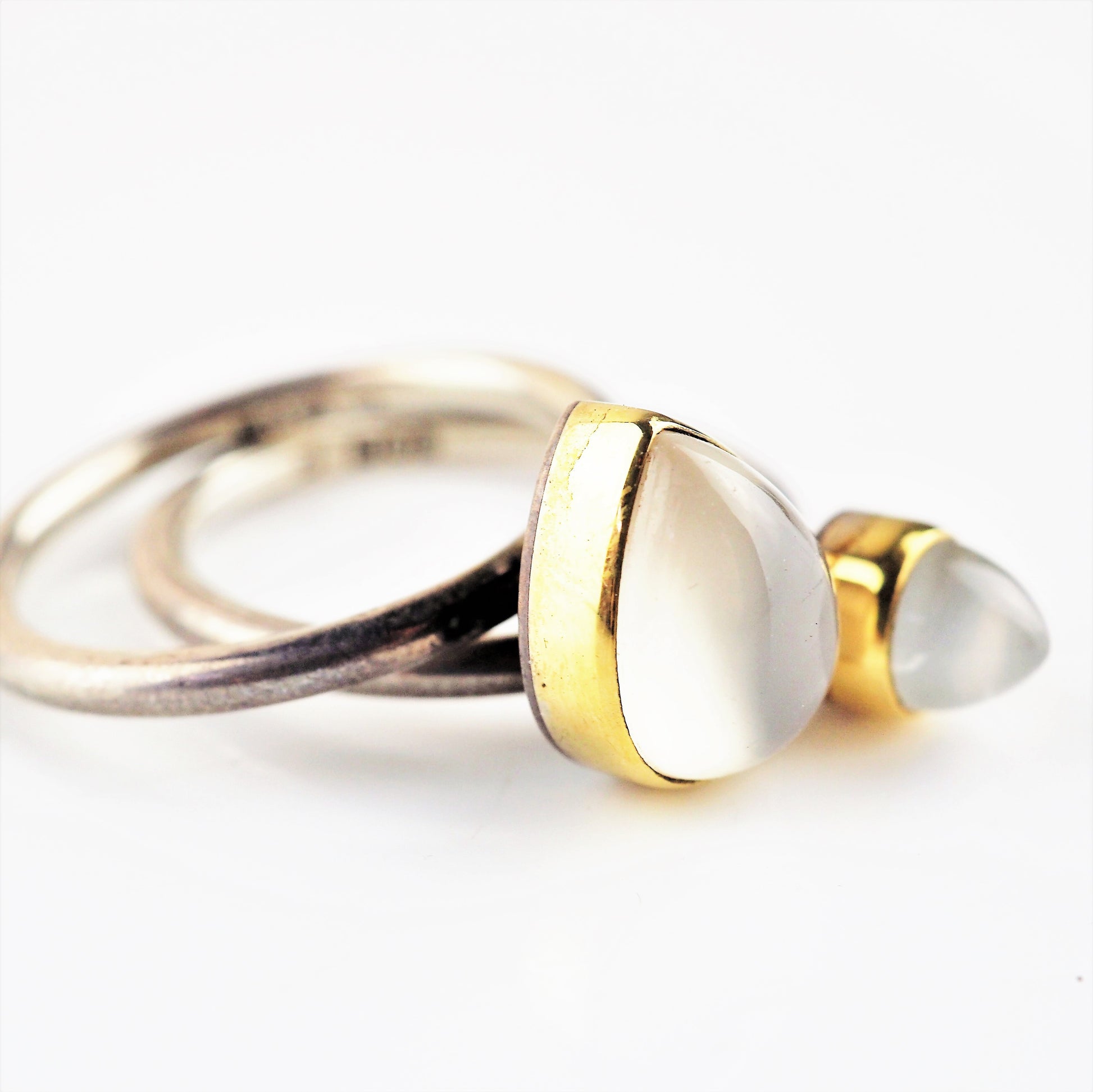 Ramshaw, Wendy – Moonstone and Enamel Three Ring Set | Wendy Ramshaw | Primavera Gallery