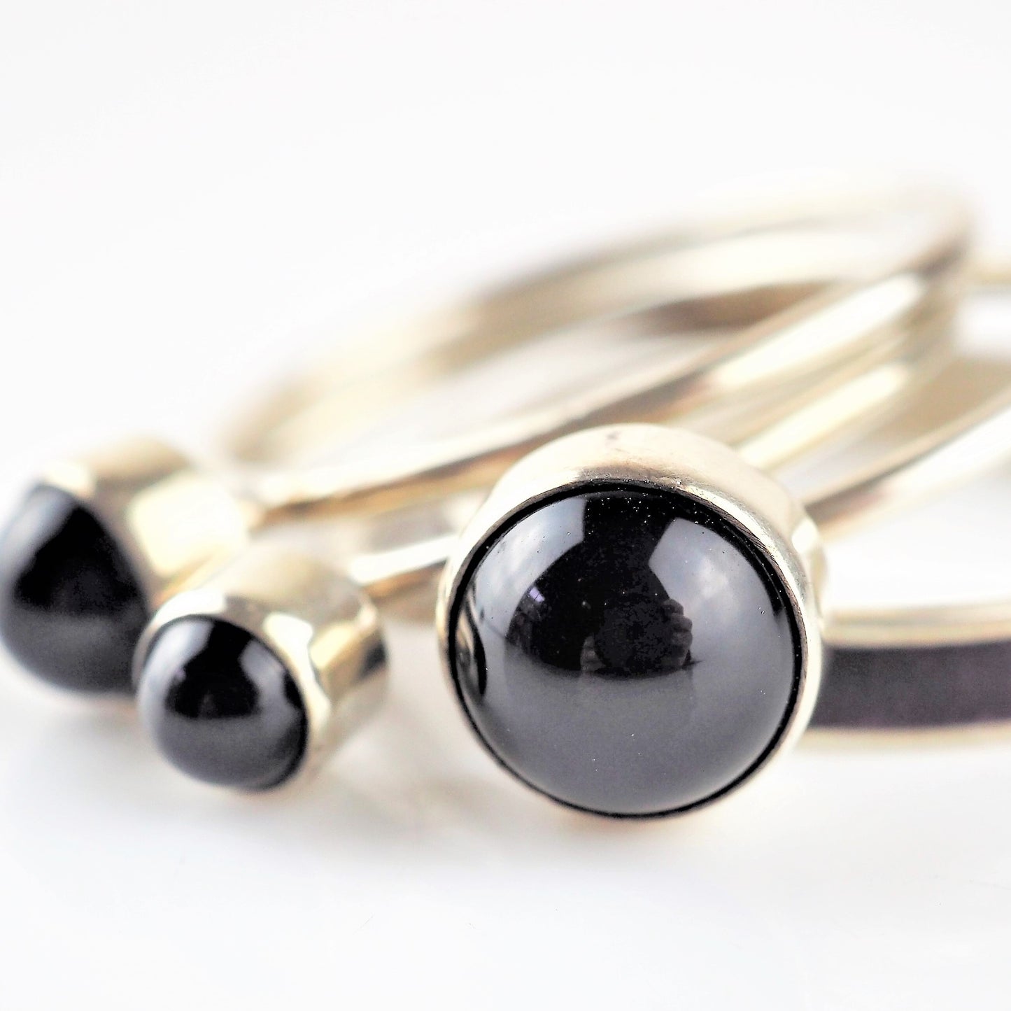 Ramshaw, Wendy – Onyx Six Ring Set | Wendy Ramshaw | Primavera Gallery