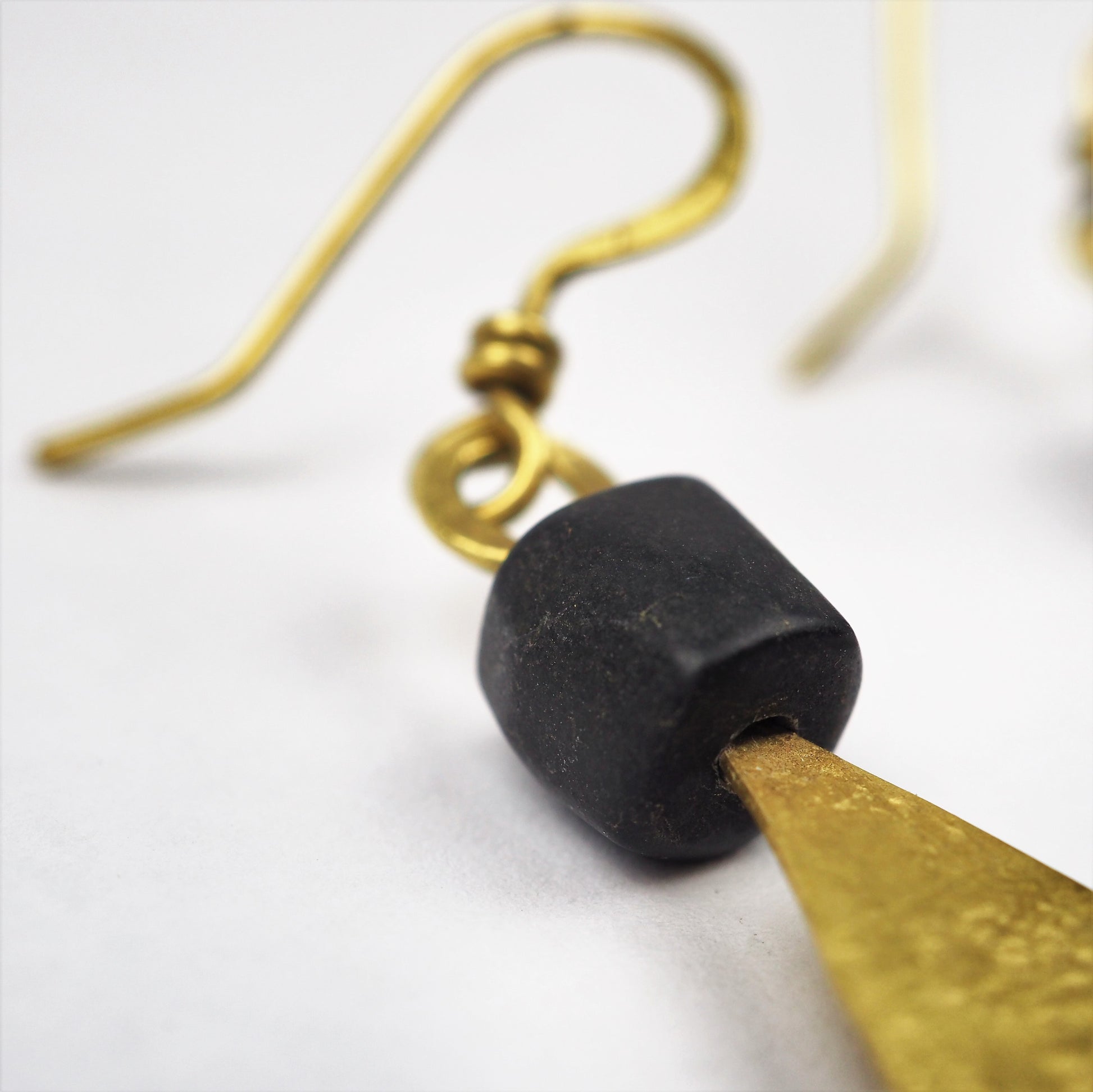 Royle, Guy – Gold and Black Agate Earrings | Guy Royle | Primavera Gallery