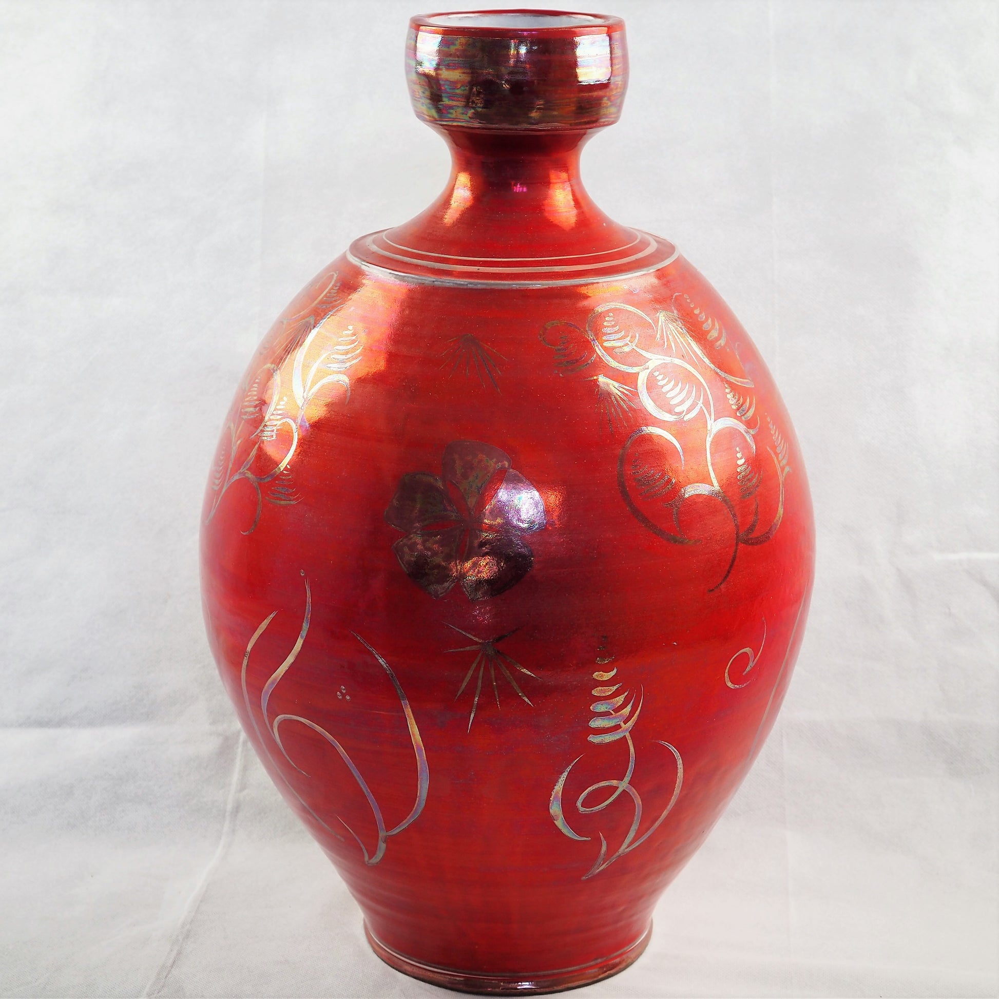 Caiger-Smith, Alan – Lustreware Handpainted Vessel | Alan Caiger-Smith | Primavera Gallery