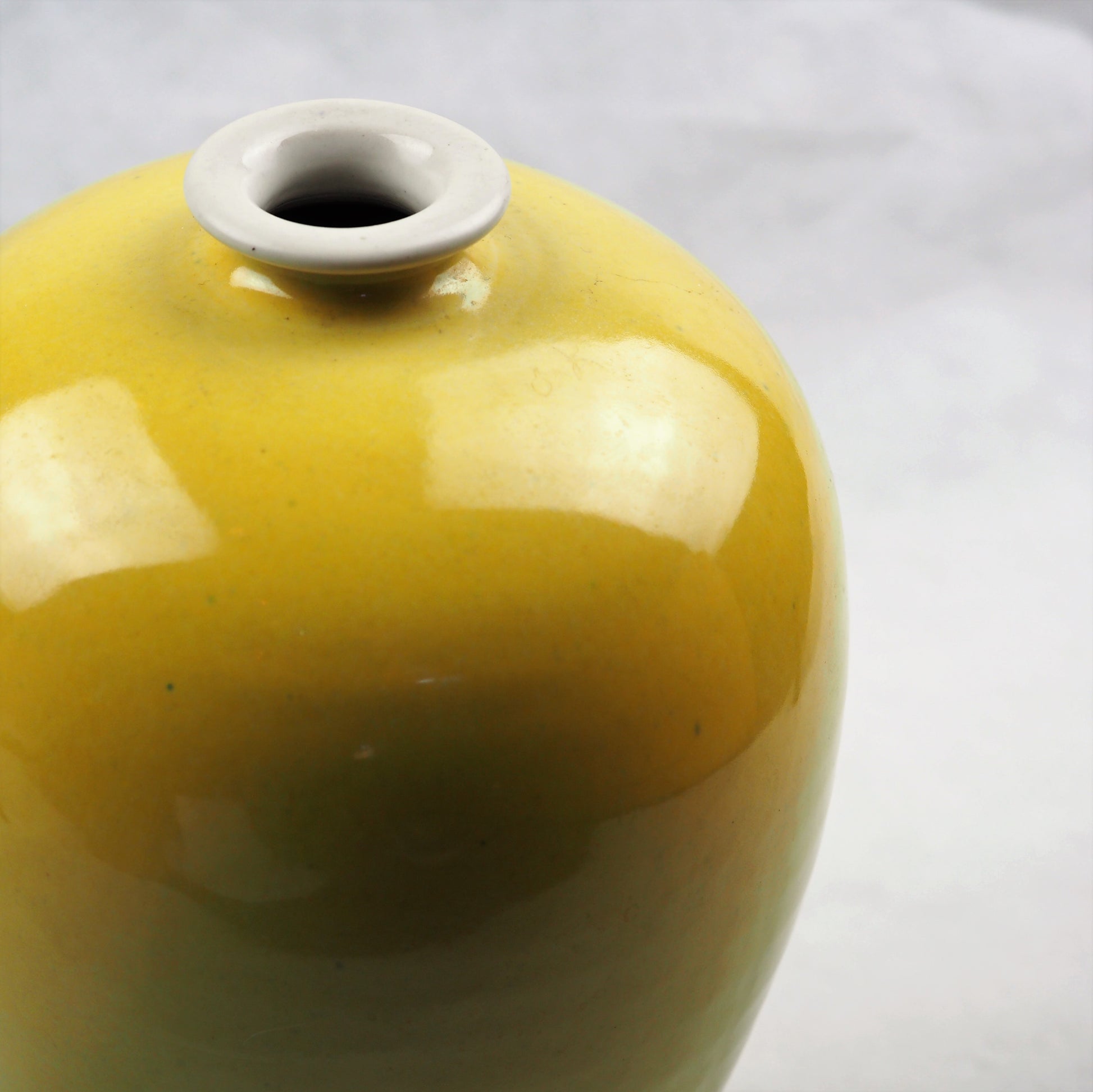Spencer-Green, Alan – Yellow Earthenware Vase | Alan Spencer-Green | Primavera Gallery