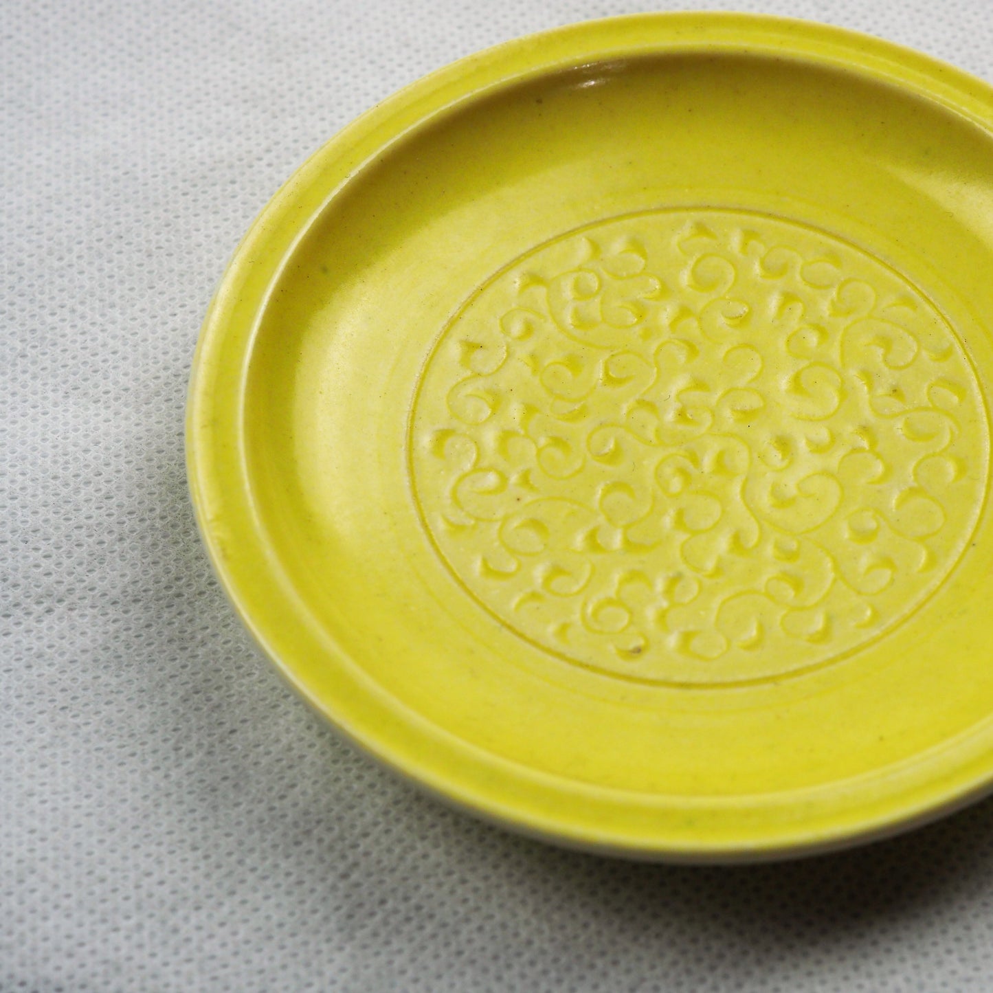 Spencer-Green, Alan – Small Yellow Porcelain Plate | Alan Spencer-Green | Primavera Gallery