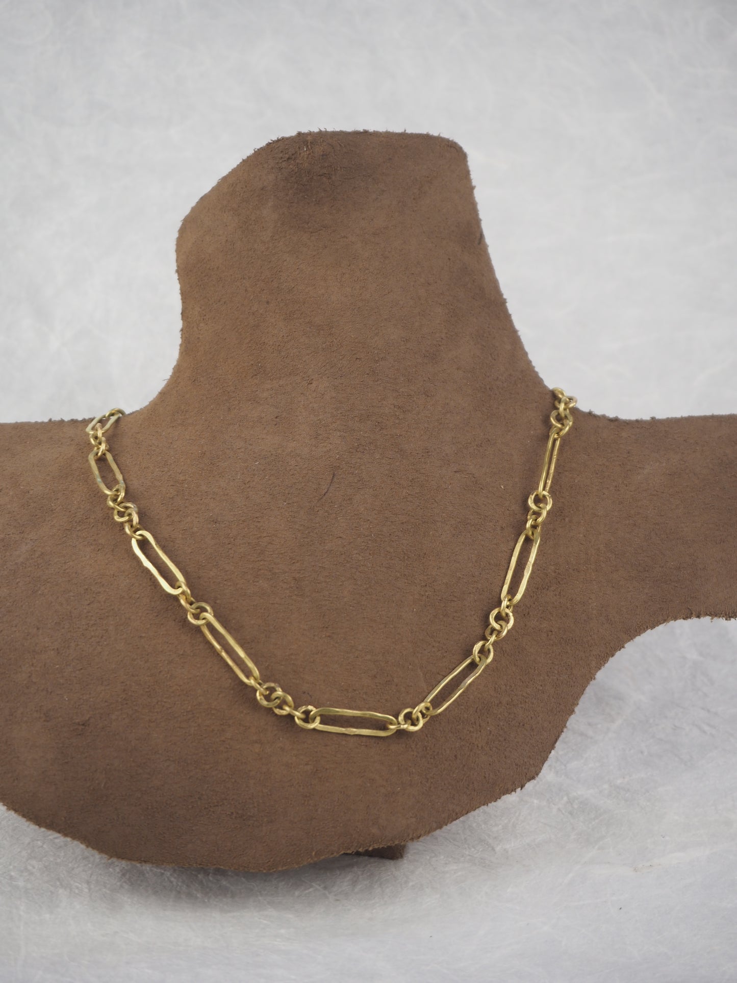 Royle, Guy – 18ct Gold Necklace