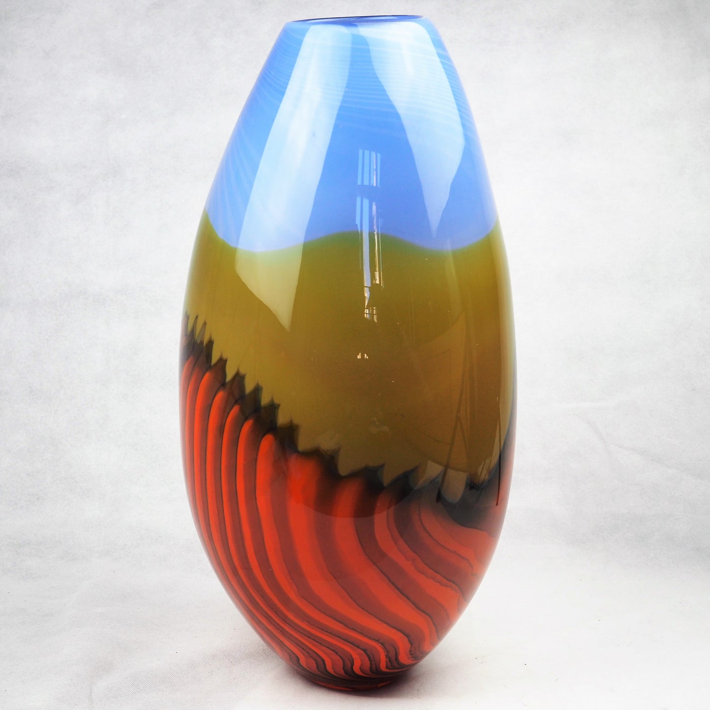 Layton, Peter – Tall Vessel | Peter Layton | Primavera Gallery